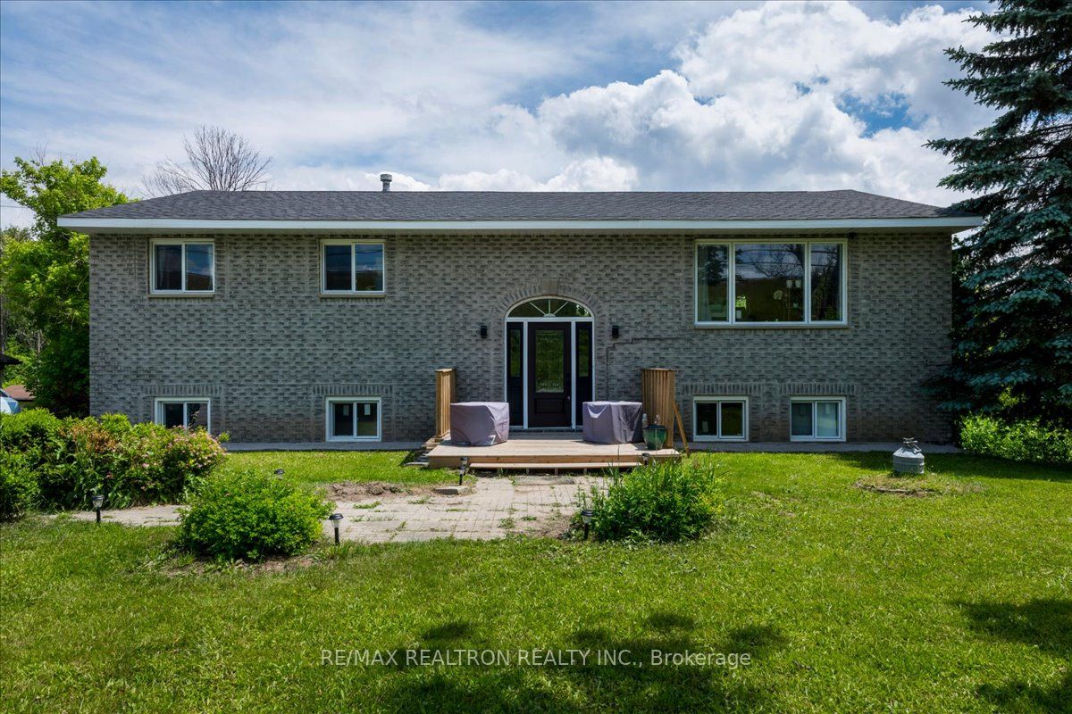 4261 Huronia Road, Orillia, ON L3V 0G8 photo 2
