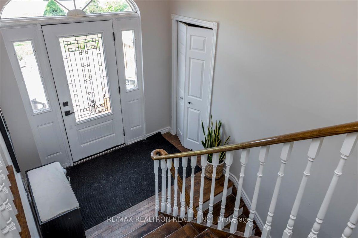 4261 Huronia Road, Orillia, ON L3V 0G8 photo 3