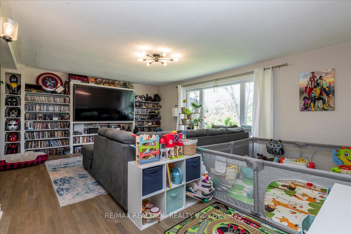 4261 Huronia Road, Orillia, ON L3V 0G8 photo 5