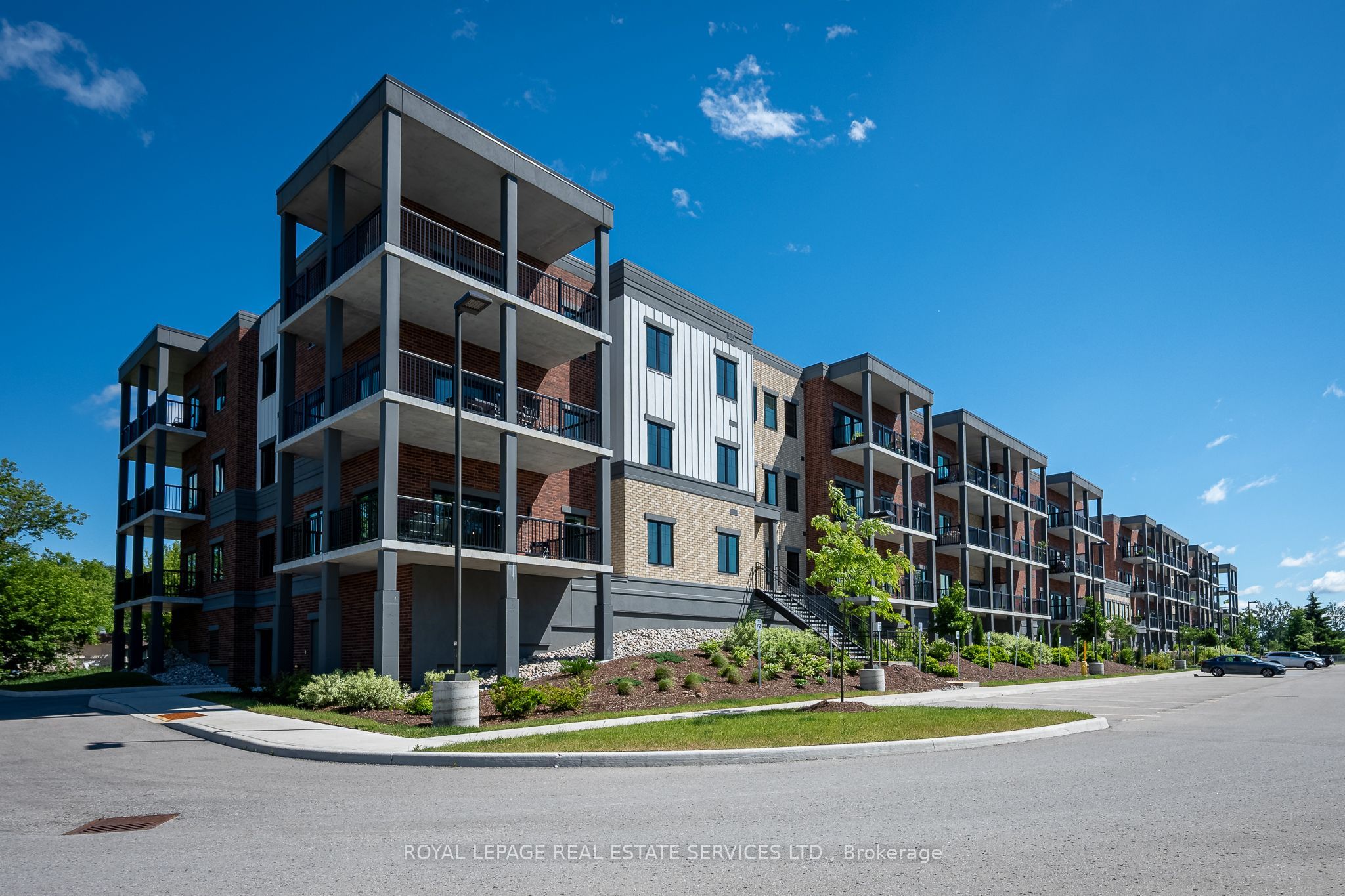 121 Mary Street 314, Clearview, ON L0M 1G0 photo 3