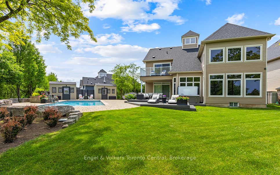 42 Silver Crescent, Collingwood, ON L9Y 0E9 photo 3