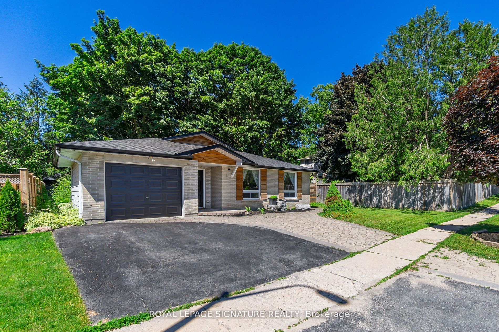 4 Patricia Avenue Upper, Barrie, ON L4M 3J7 photo 3