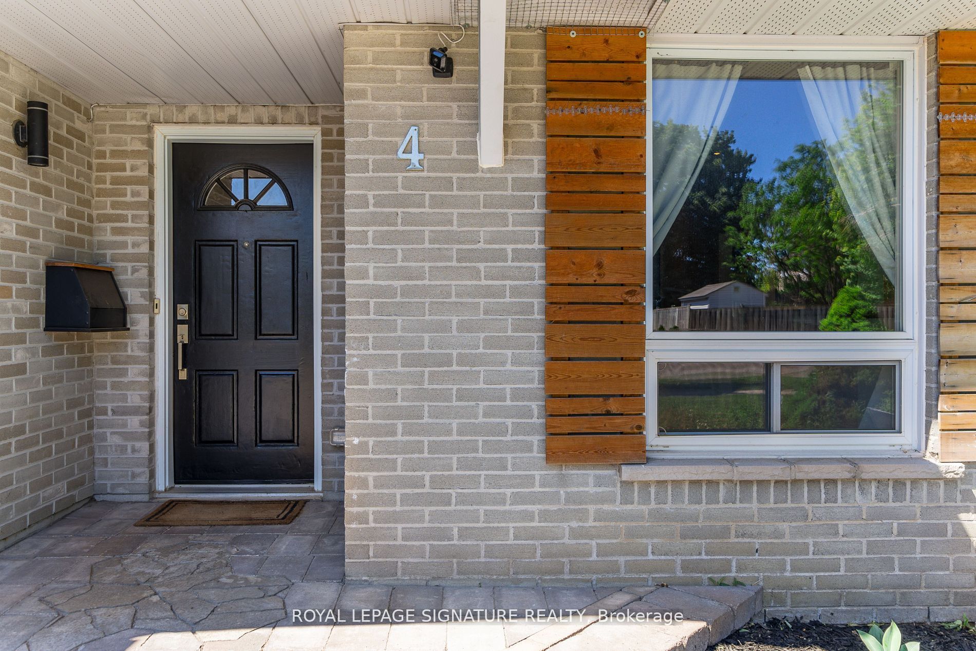 4 Patricia Avenue Upper, Barrie, ON L4M 3J7 photo 5