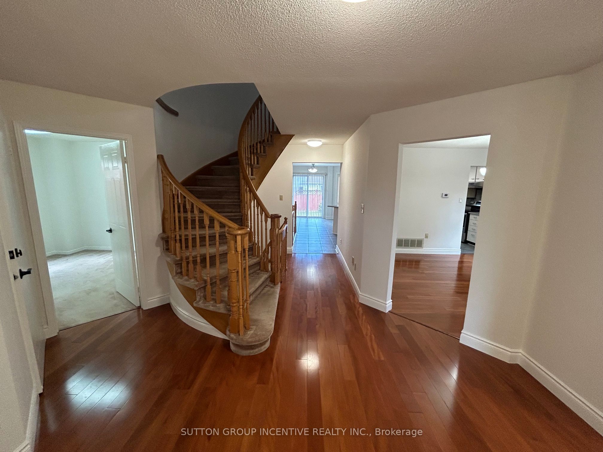189 Hanmer Street W, Barrie, ON L4N 7J9 photo 3