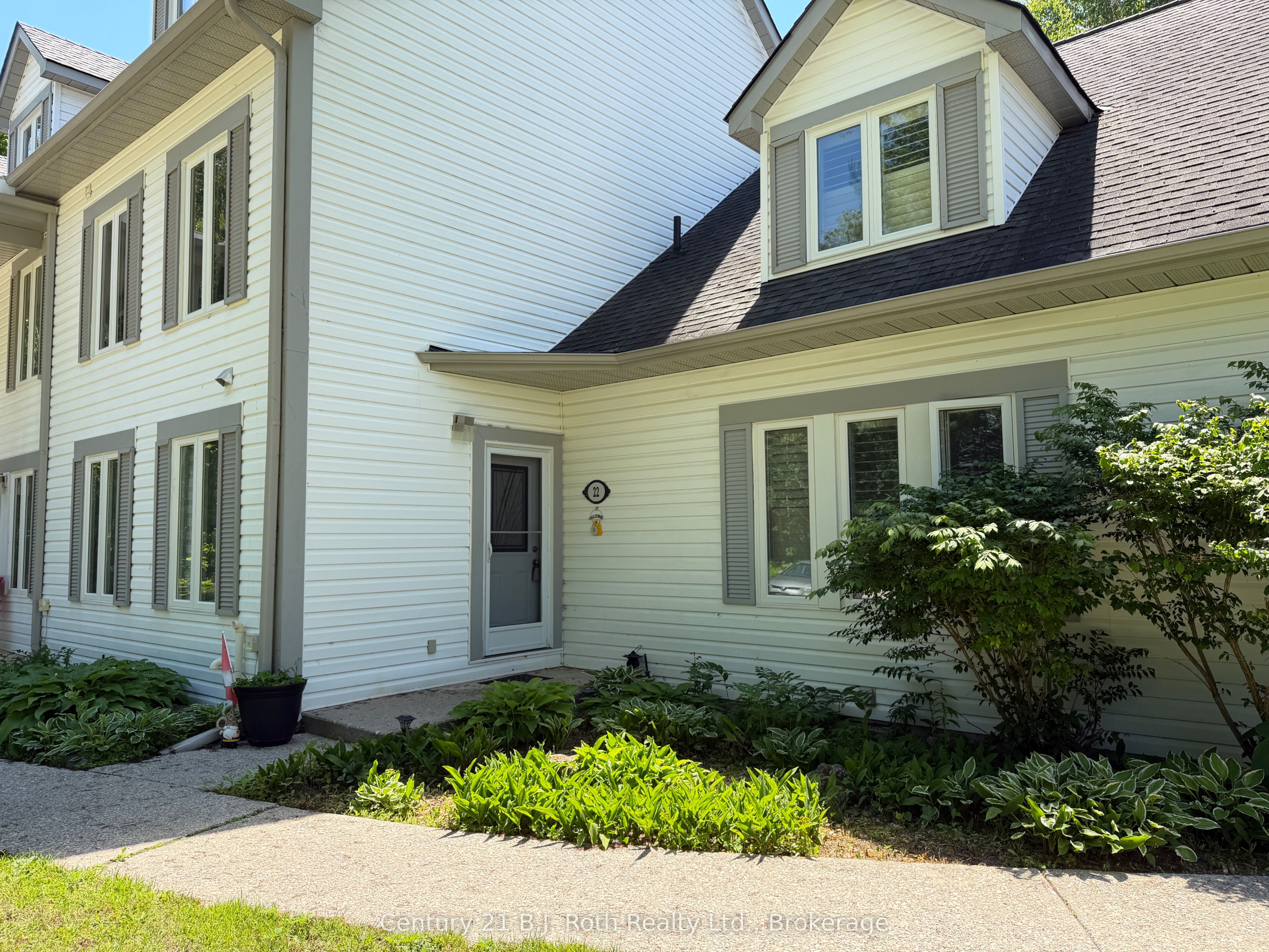 22 Wasaga Woods Circle B7, Wasaga Beach, ON L9Z 2N1 photo 5