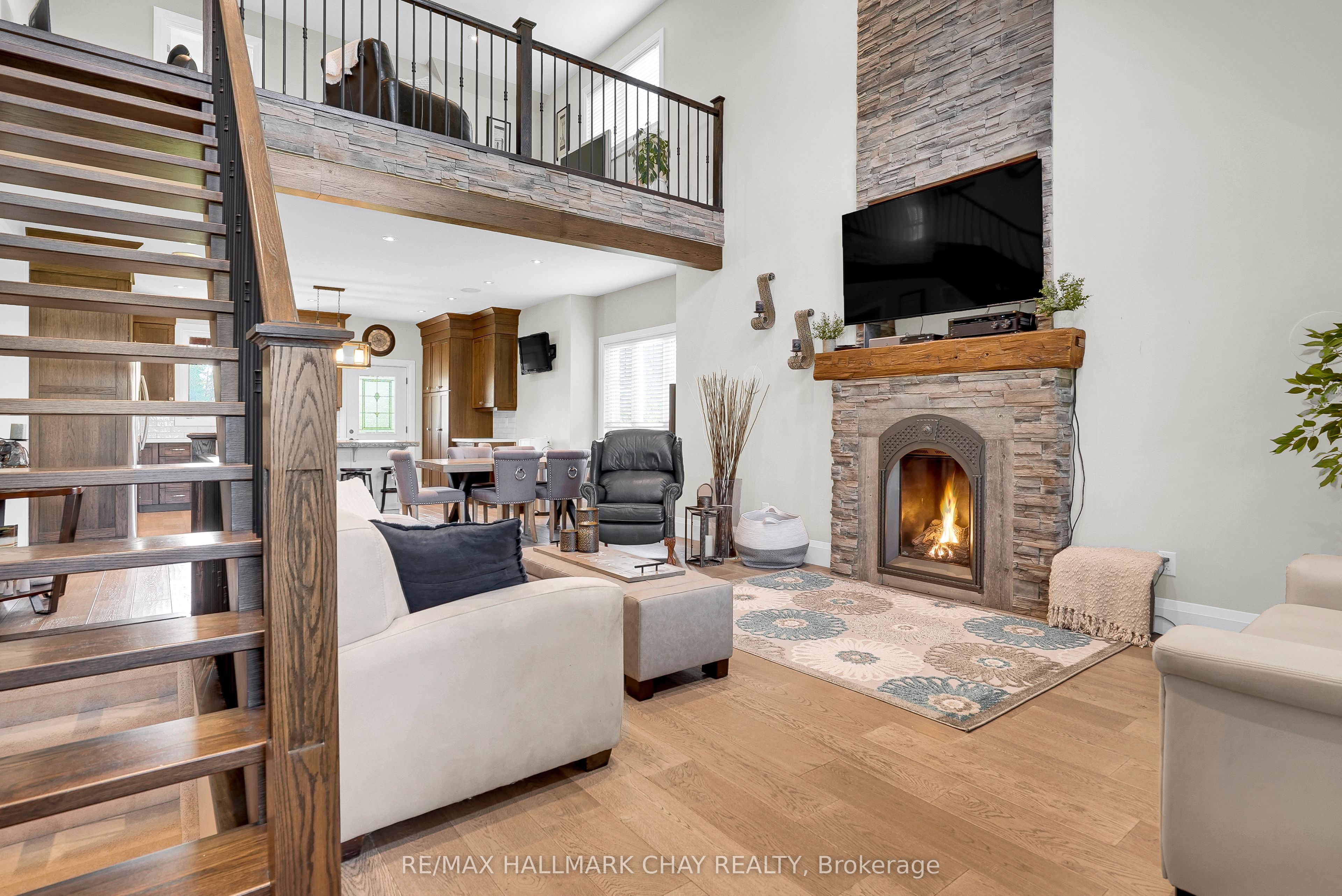 1573 County 6 Road S, Springwater, ON L0L 1P0 photo 4