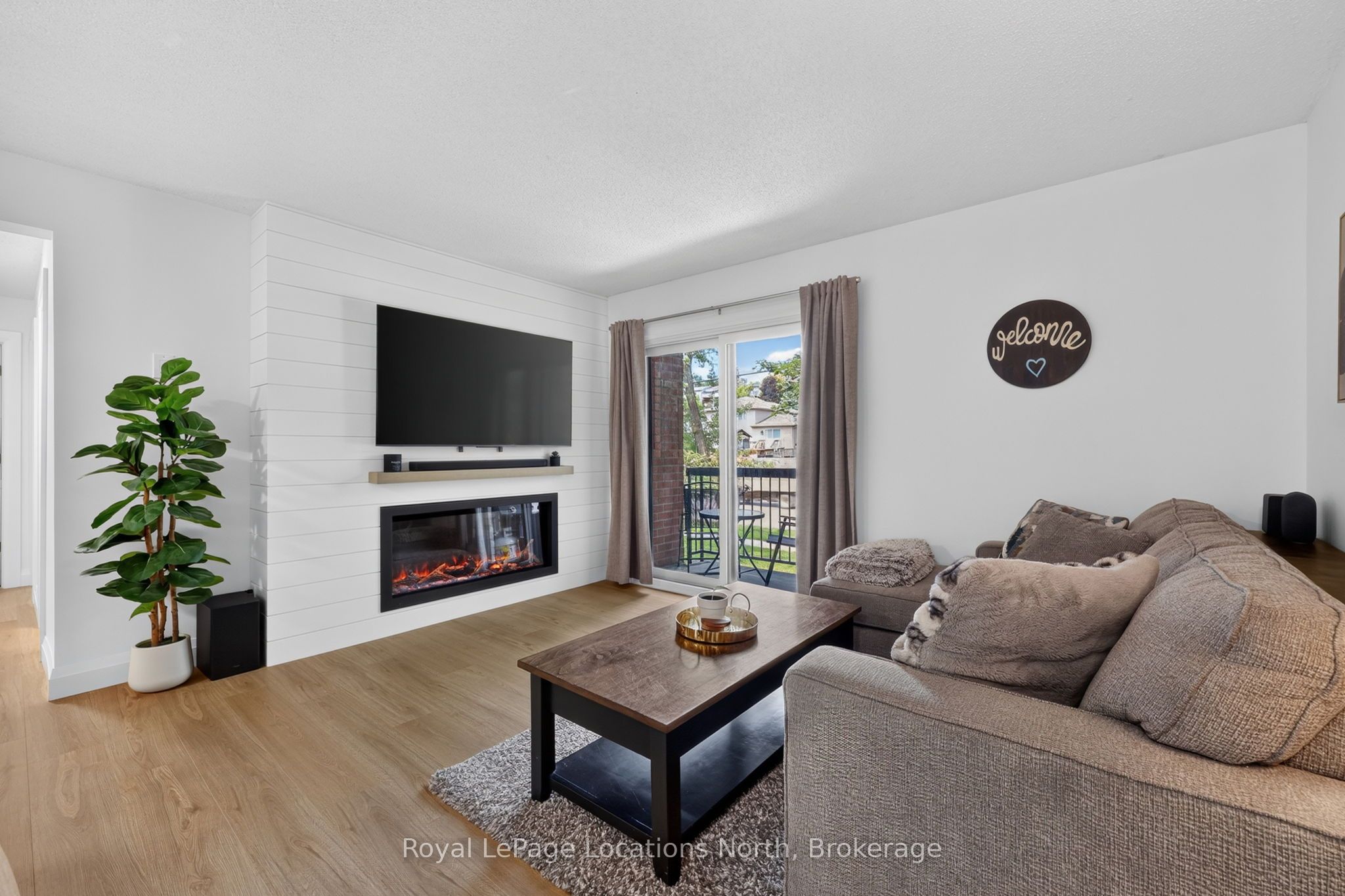 163 Edgehill Drive D7, Barrie, ON L4N 1L9