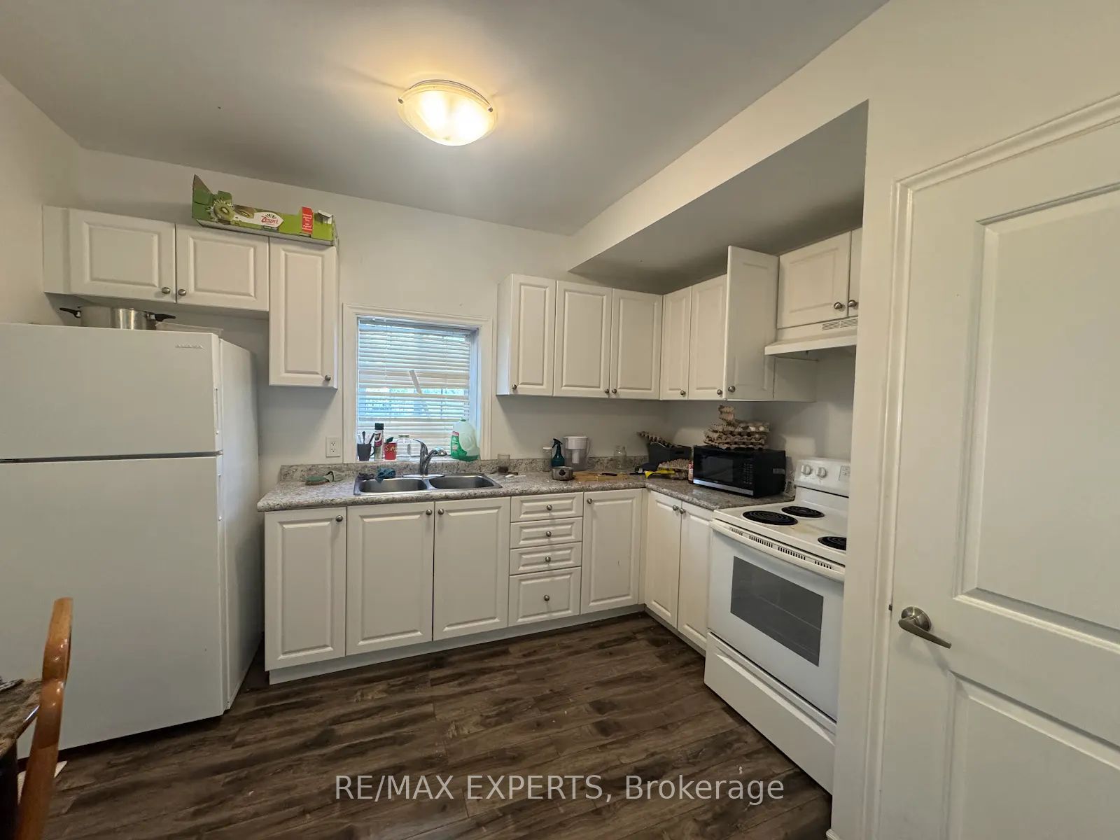 630 Dominion Avenue A, Midland, ON L4R 1R6 photo 2