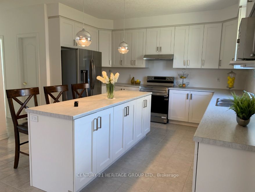 2 Rowland Street, Collingwood, ON L9Y 5M4 photo 3