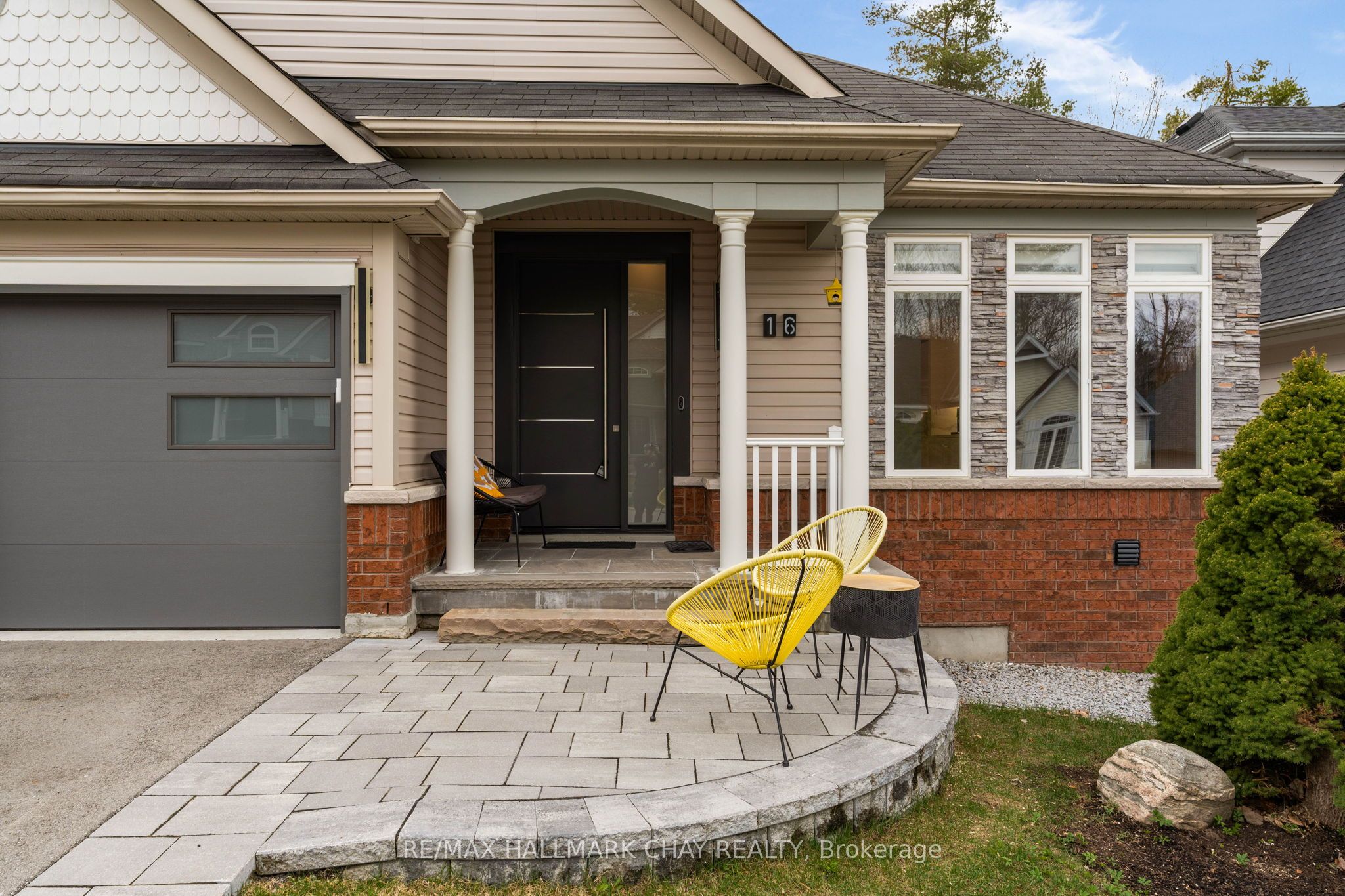 16 Oakmont Avenue, Oro-Medonte, ON L0L 2L0 photo 3