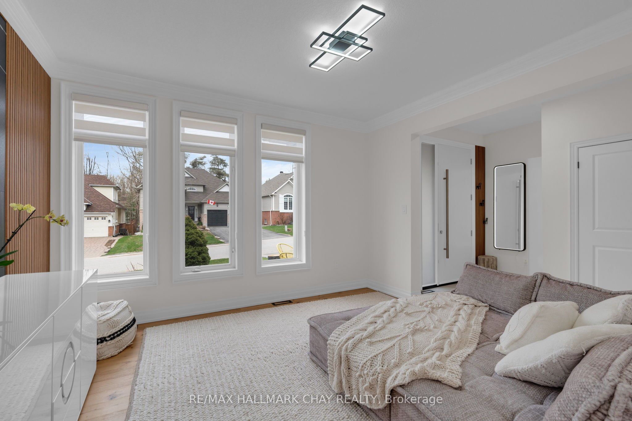 16 Oakmont Avenue, Oro-Medonte, ON L0L 2L0 photo 5