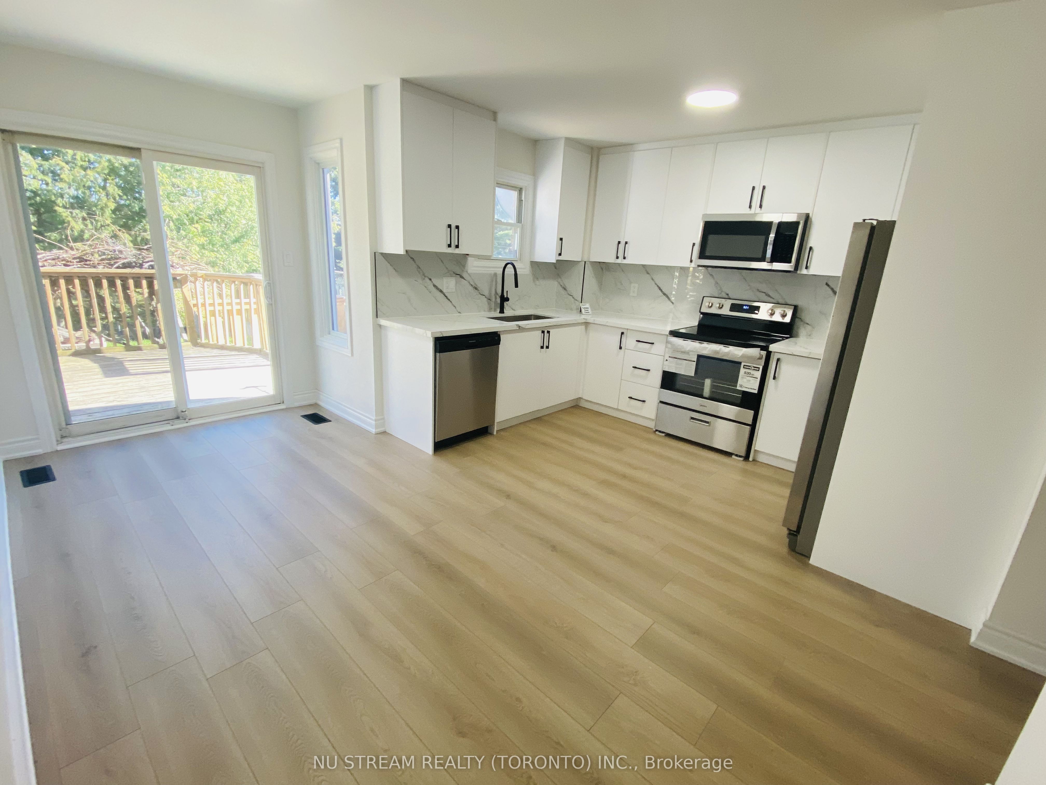 25 Quance Street, Barrie, ON L4N 7M3 photo 5