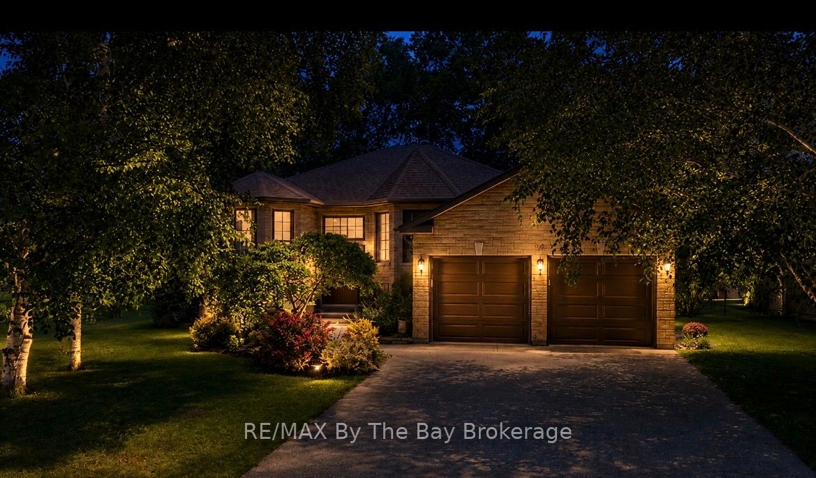 54 Fairway Crescent, Wasaga Beach, ON L9Z 1B8 photo 4