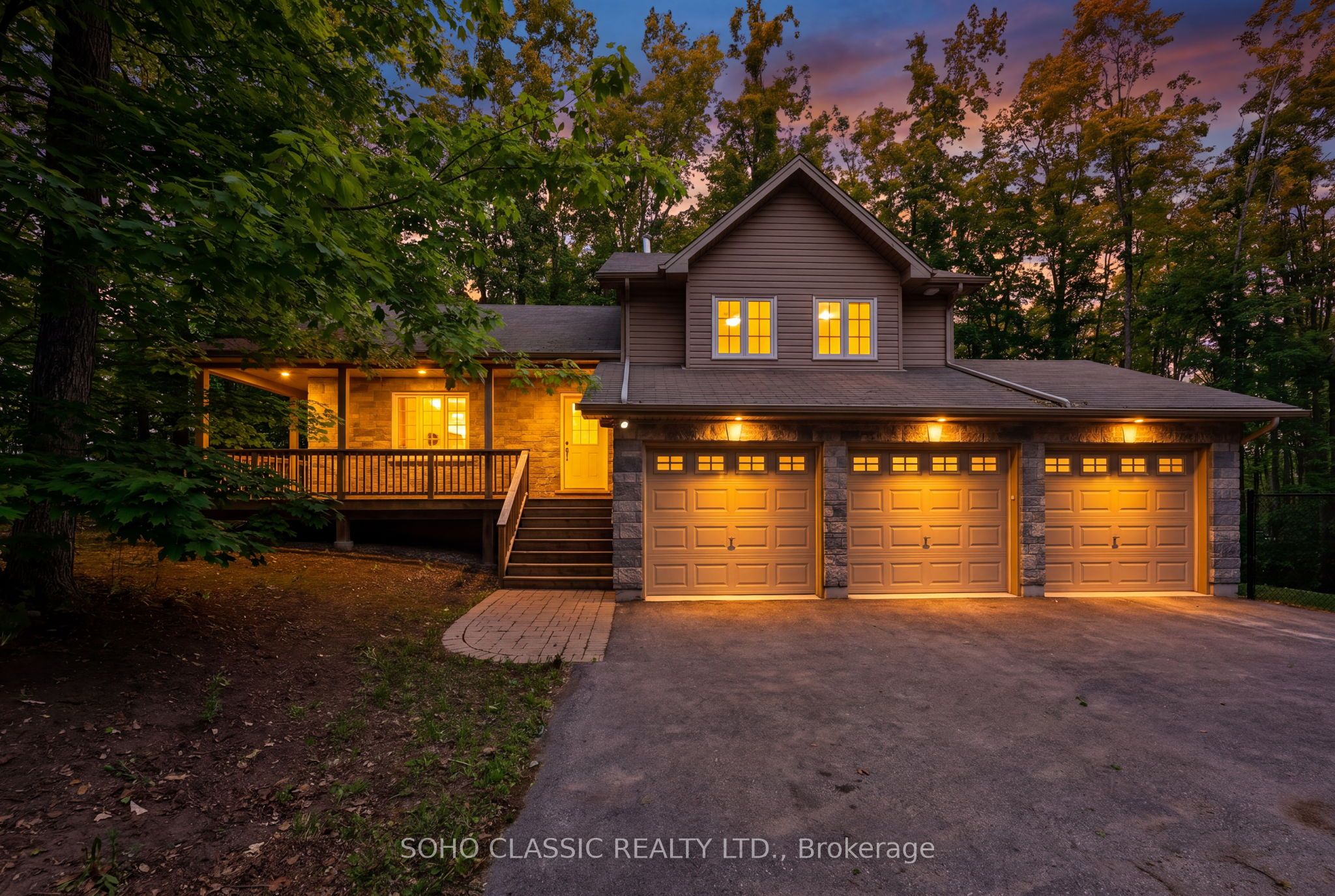 16 Oneida Avenue, Oro-Medonte, ON L0K 1E0 photo 2
