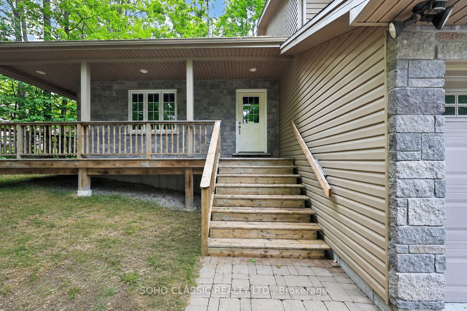 16 Oneida Avenue, Oro-Medonte, ON L0K 1E0 photo 4