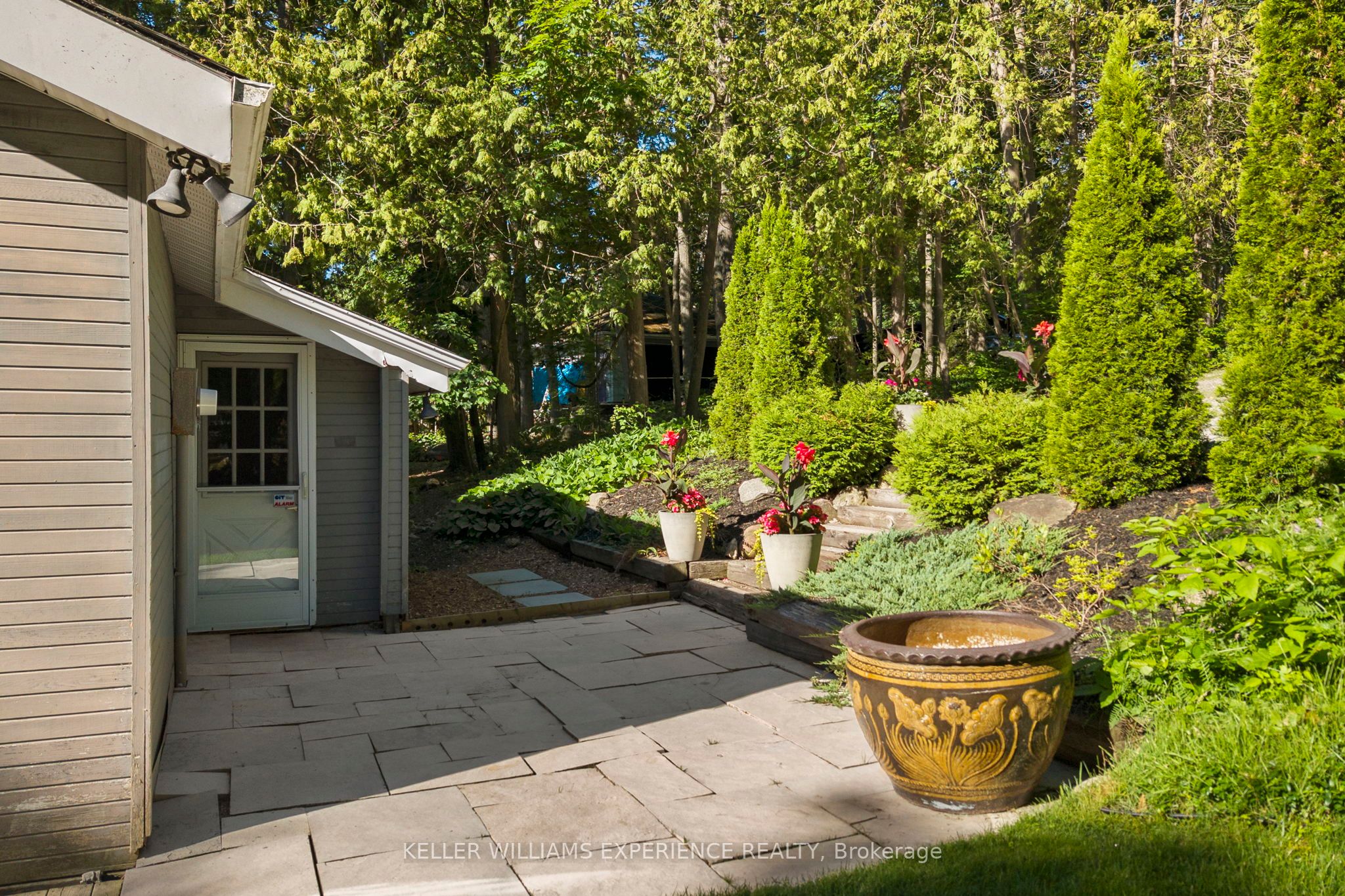 127 Shoreline Drive, Oro-Medonte, ON L3V 0K2 photo 4