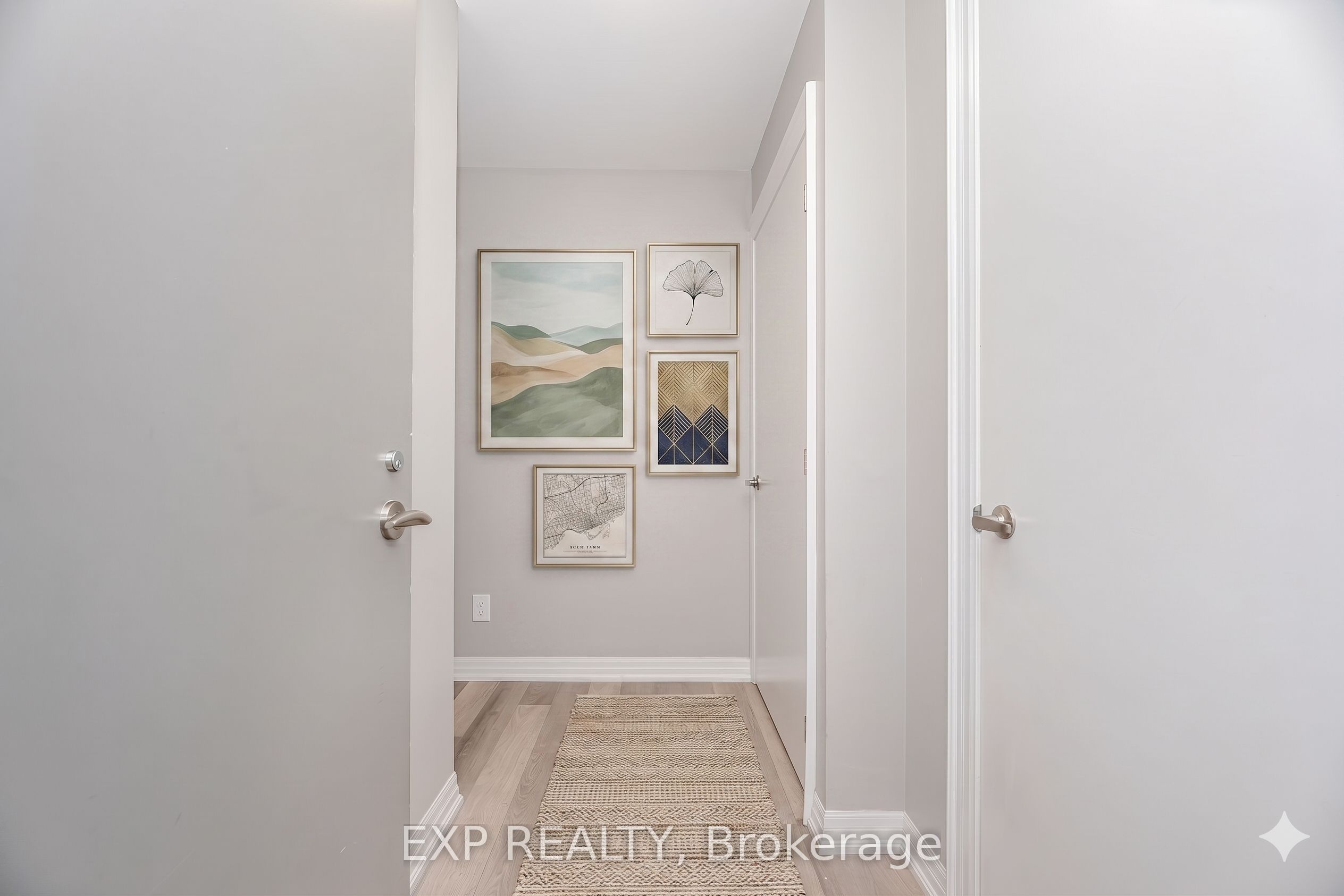 111 Worsley Street SW 401, Barrie, ON L4M 0J5 photo 4