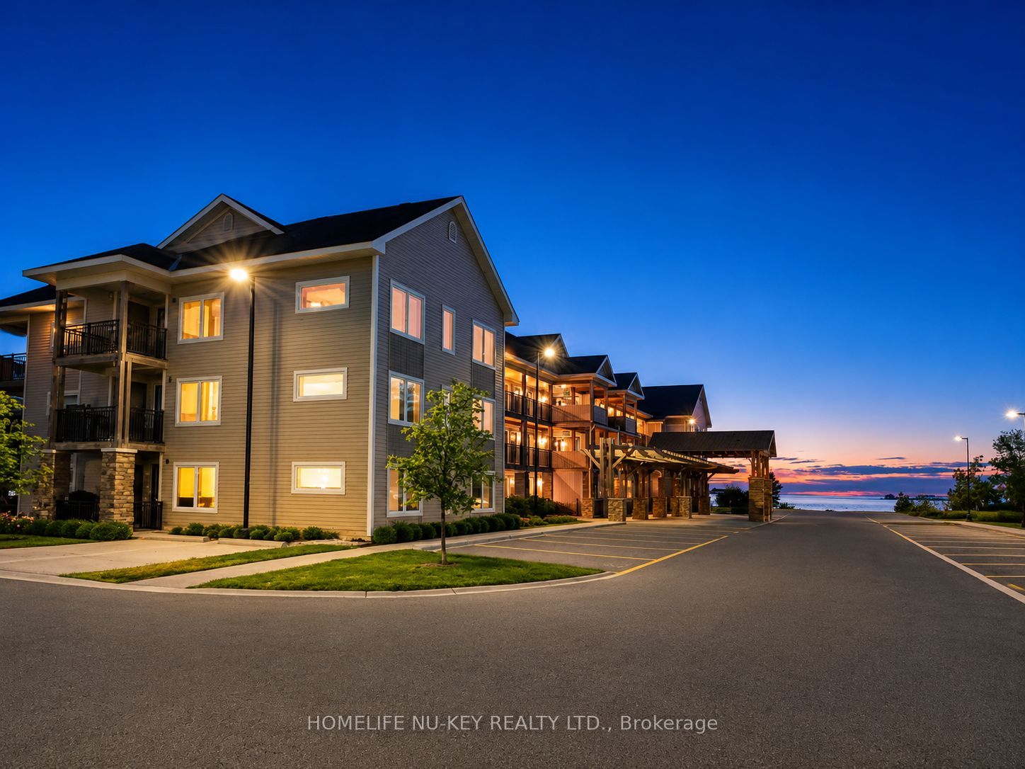 4 Cove Court Suite 205, Collingwood, ON L9Y 0Y6 photo 3