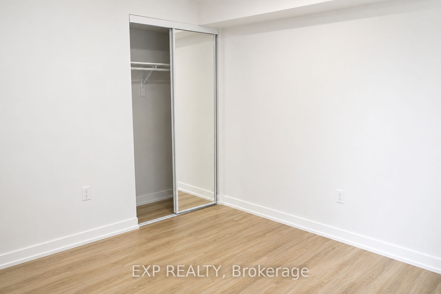 33 Front Street N Unit #3, Orillia, ON L3V 4R6 photo 5