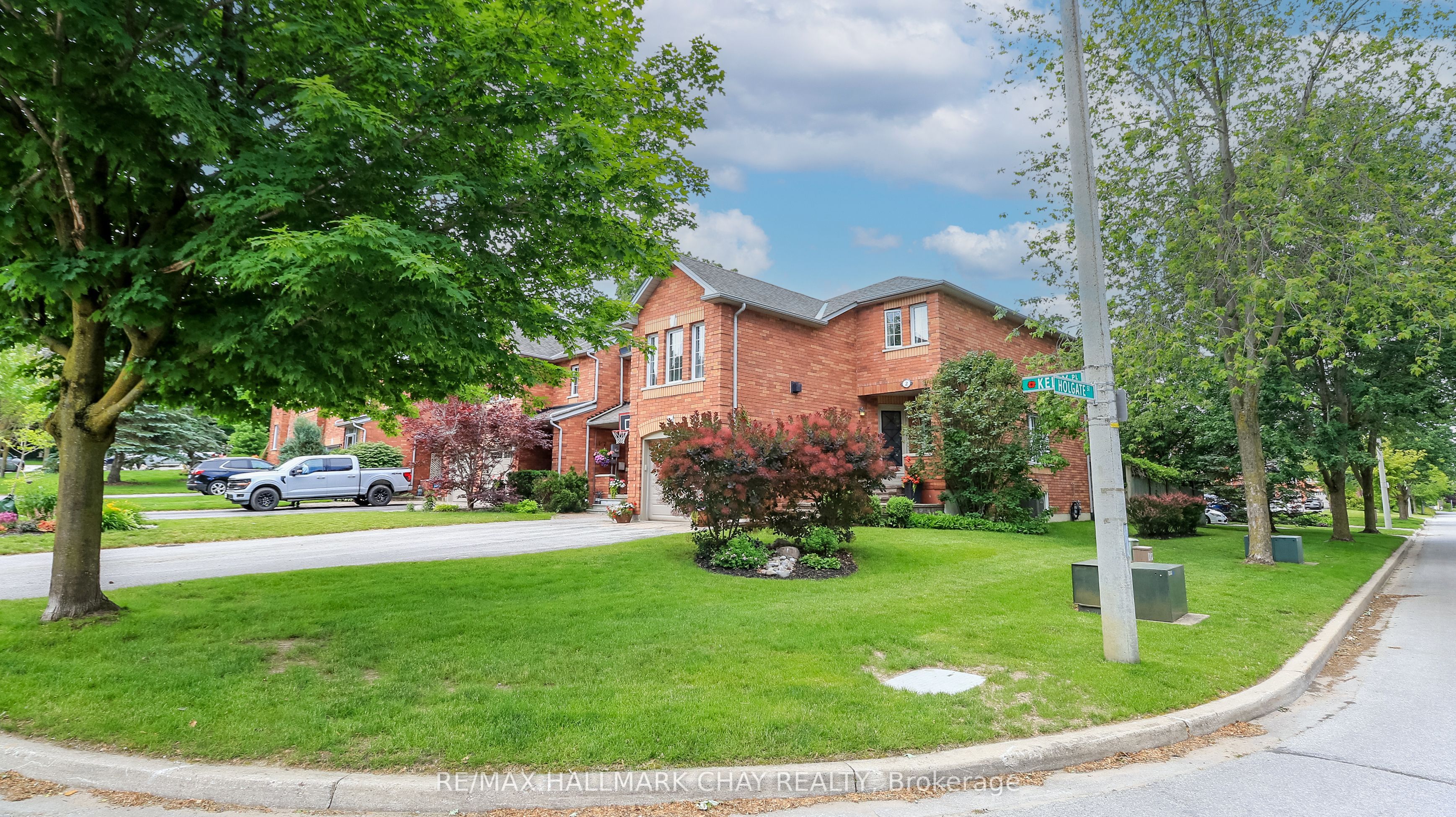 2 Kelly Place, Barrie, ON L4N 8N2 photo 2