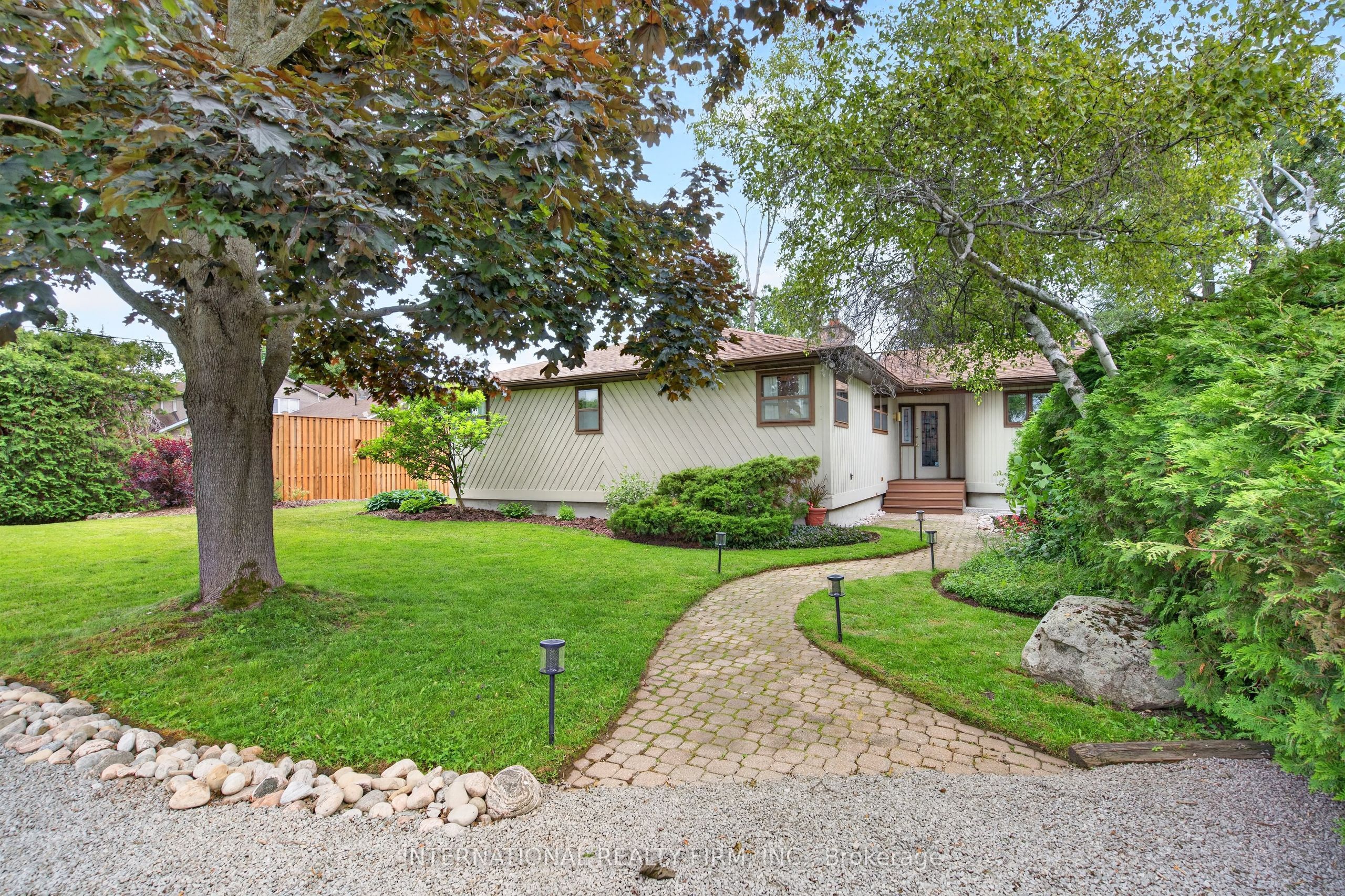 2032 Lakeshore Drive, Ramara, ON L0K 1B0 photo 3
