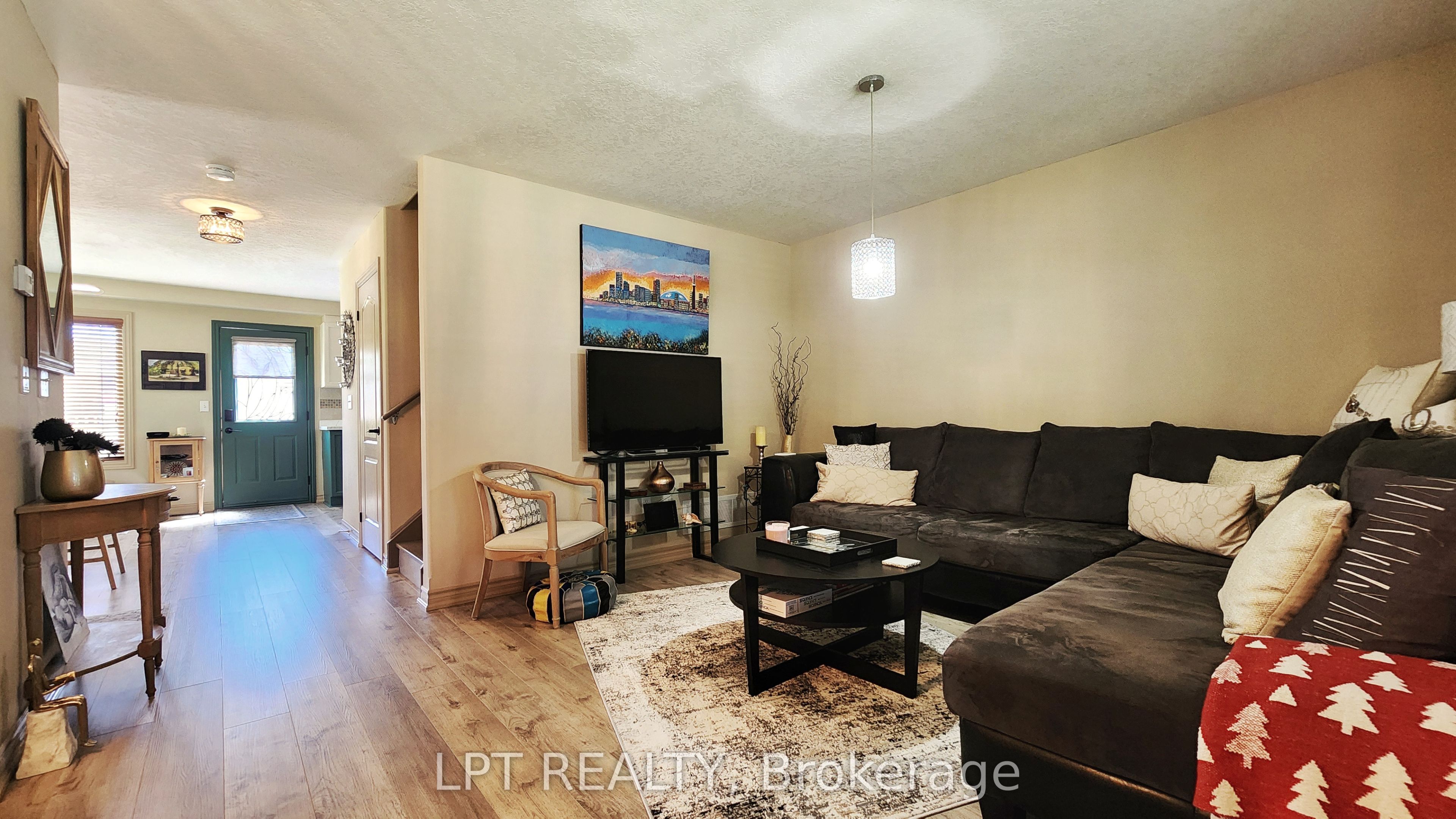 17 Silver Maple Crescent, Barrie, ON L4N 0Y4 photo 5
