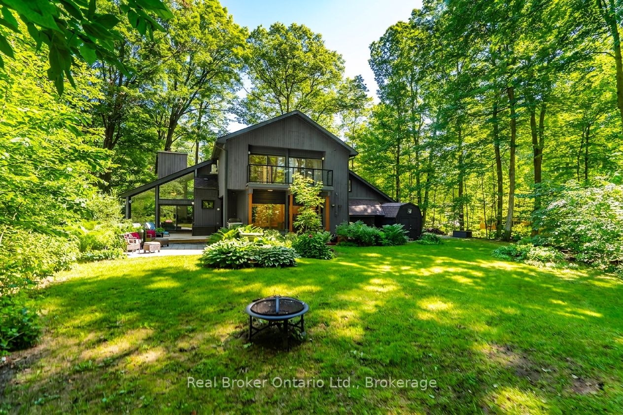 841 Portage Park Lane, Midland, ON L4R 5G3