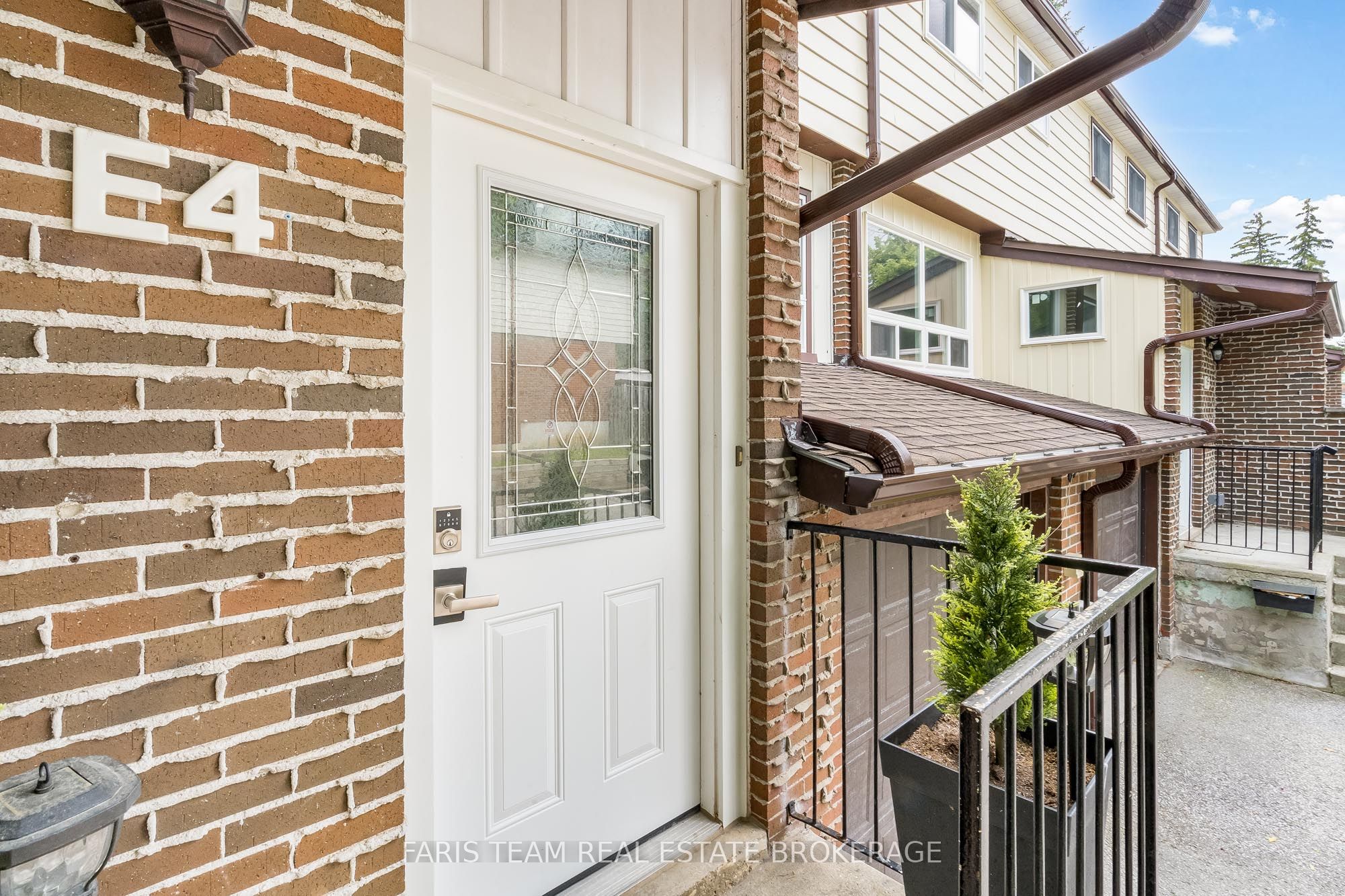 63 Ferris Lane E4, Barrie, ON L4M 5C4 photo 4