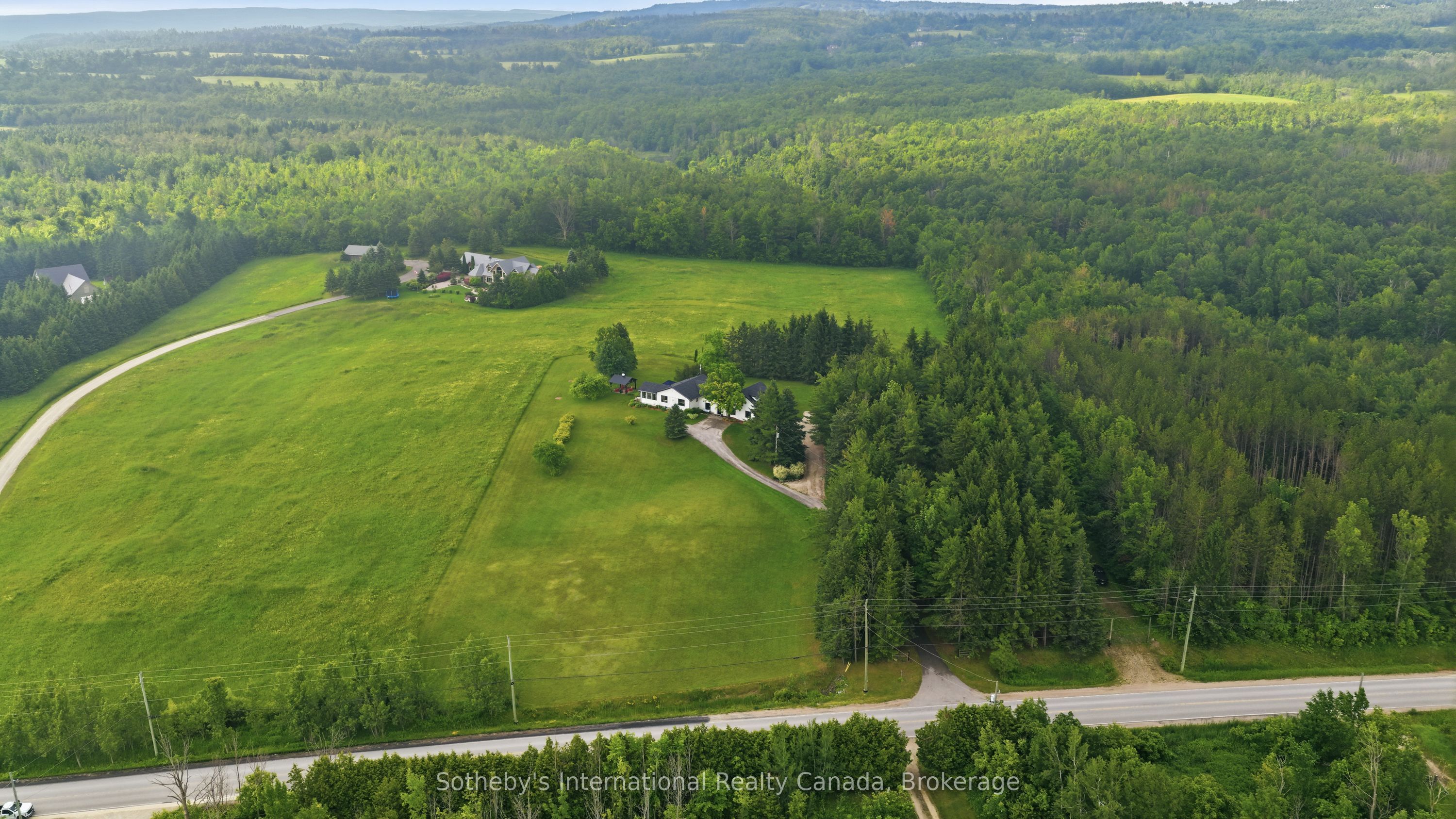 9263 91 County Road, Clearview, ON L0M 1H0 photo 3