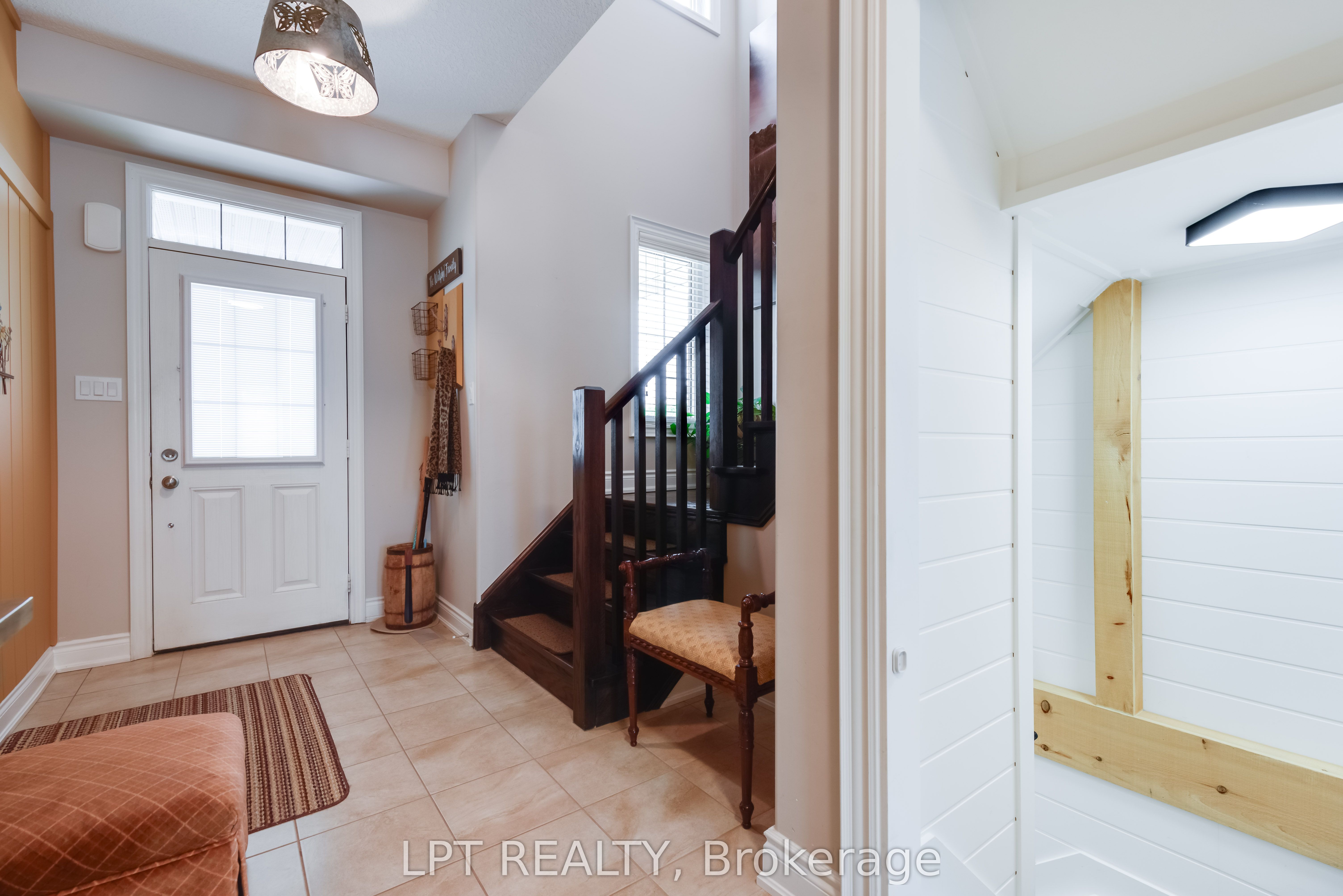 37 Wilson Street, Collingwood, ON L9Y 0Y8 photo 2