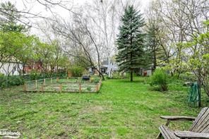435 Napier Street, Collingwood, ON L9Y 3T8
