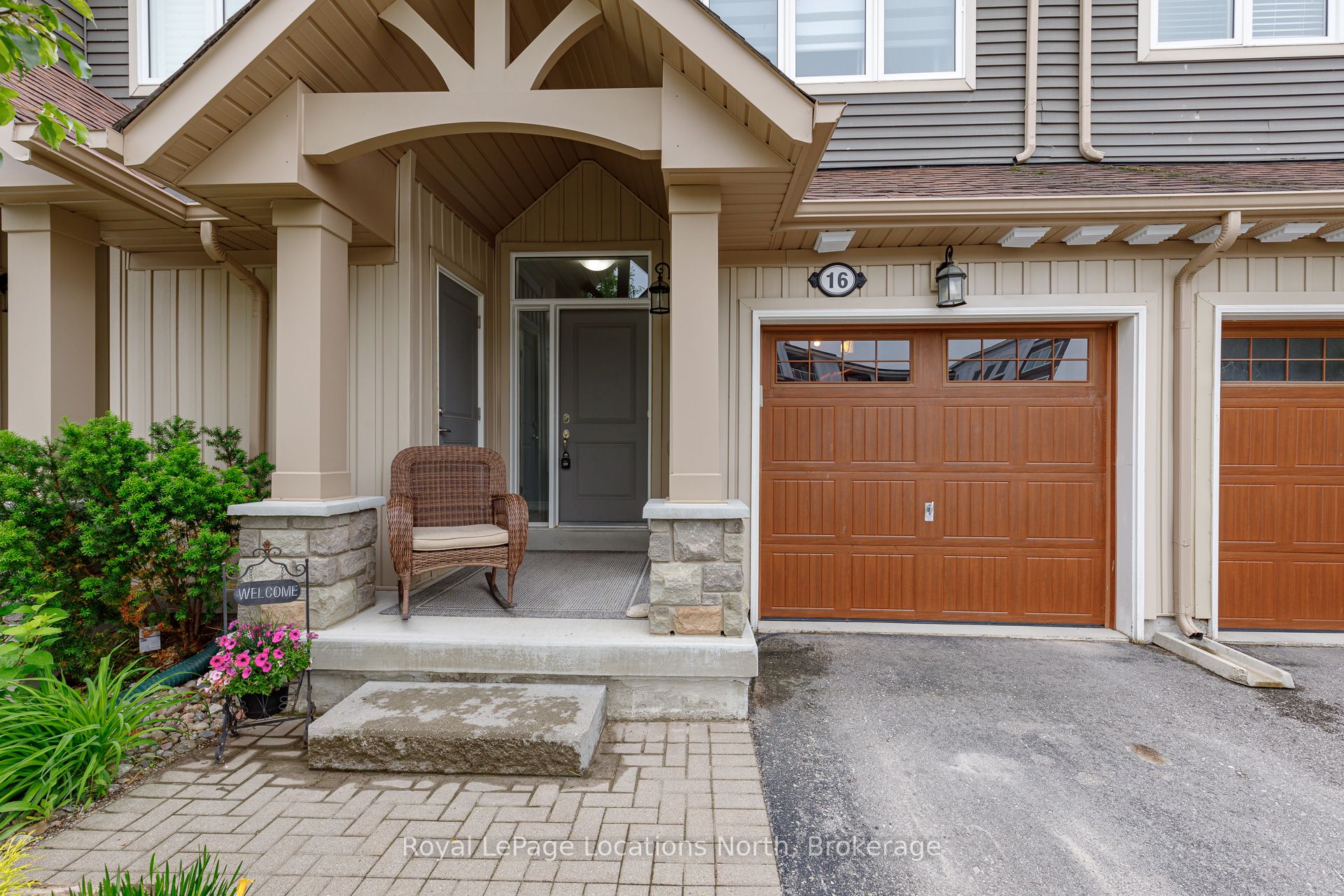 16 Greaves Avenue, Collingwood, ON L9Y 0Z5 photo 2