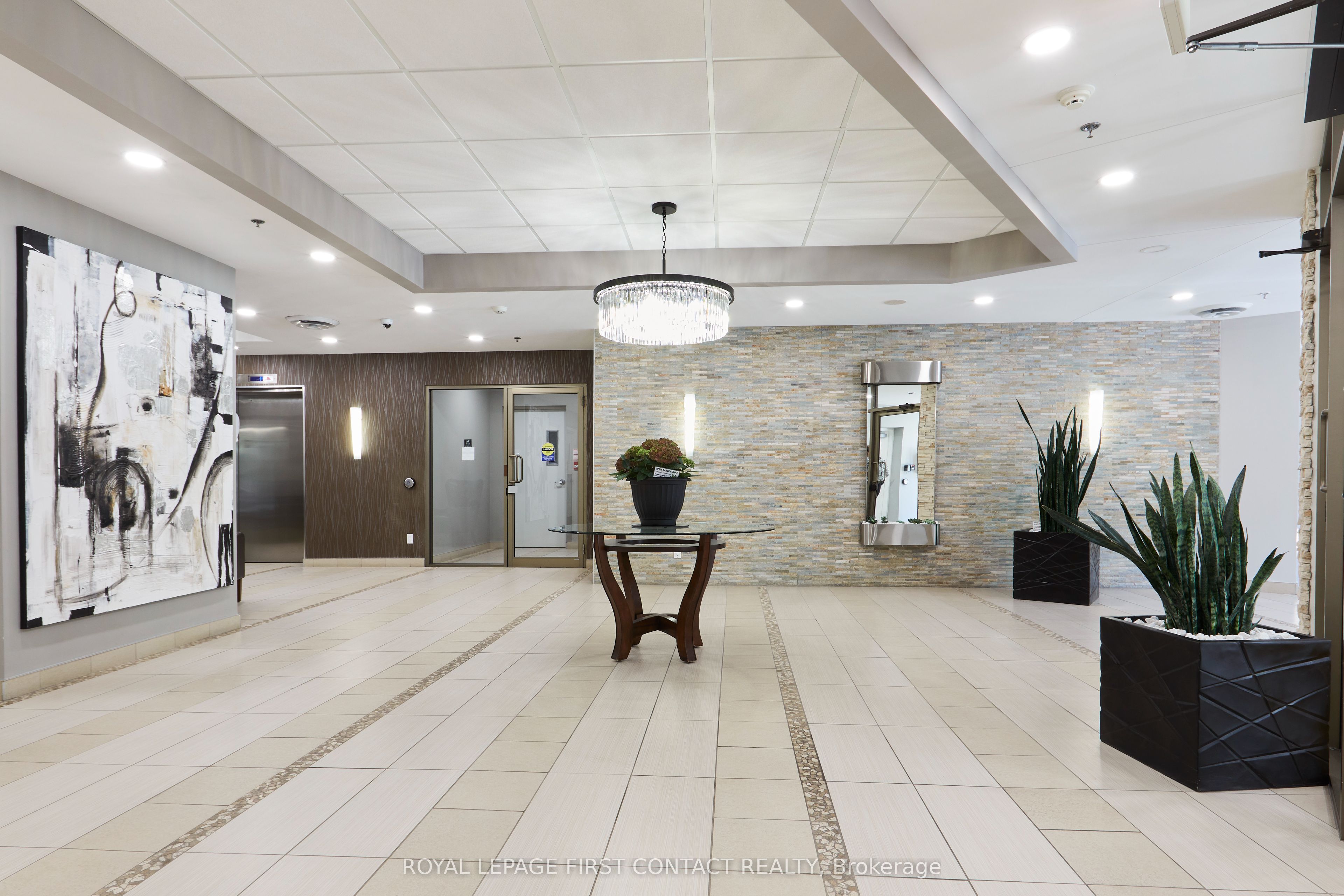 699 Aberdeen Boulevard 706, Midland, ON L4R 5P2 photo 5