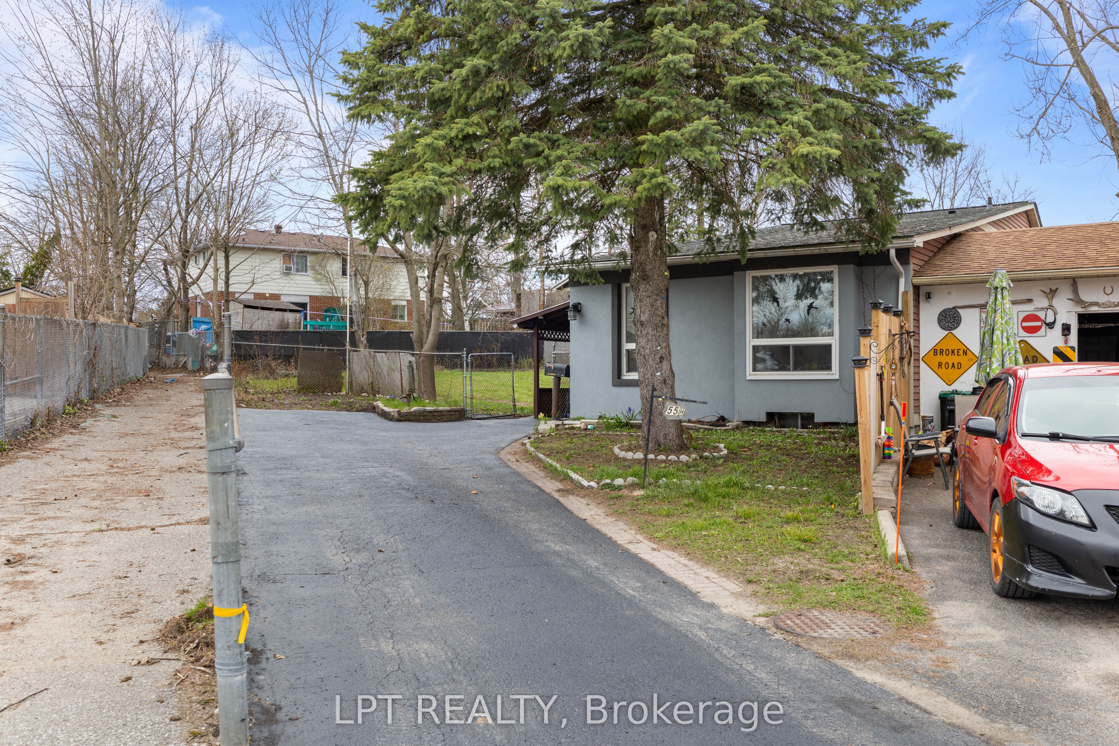 55H Chaucer Crescent, Barrie, ON L4N 4T8 photo 4