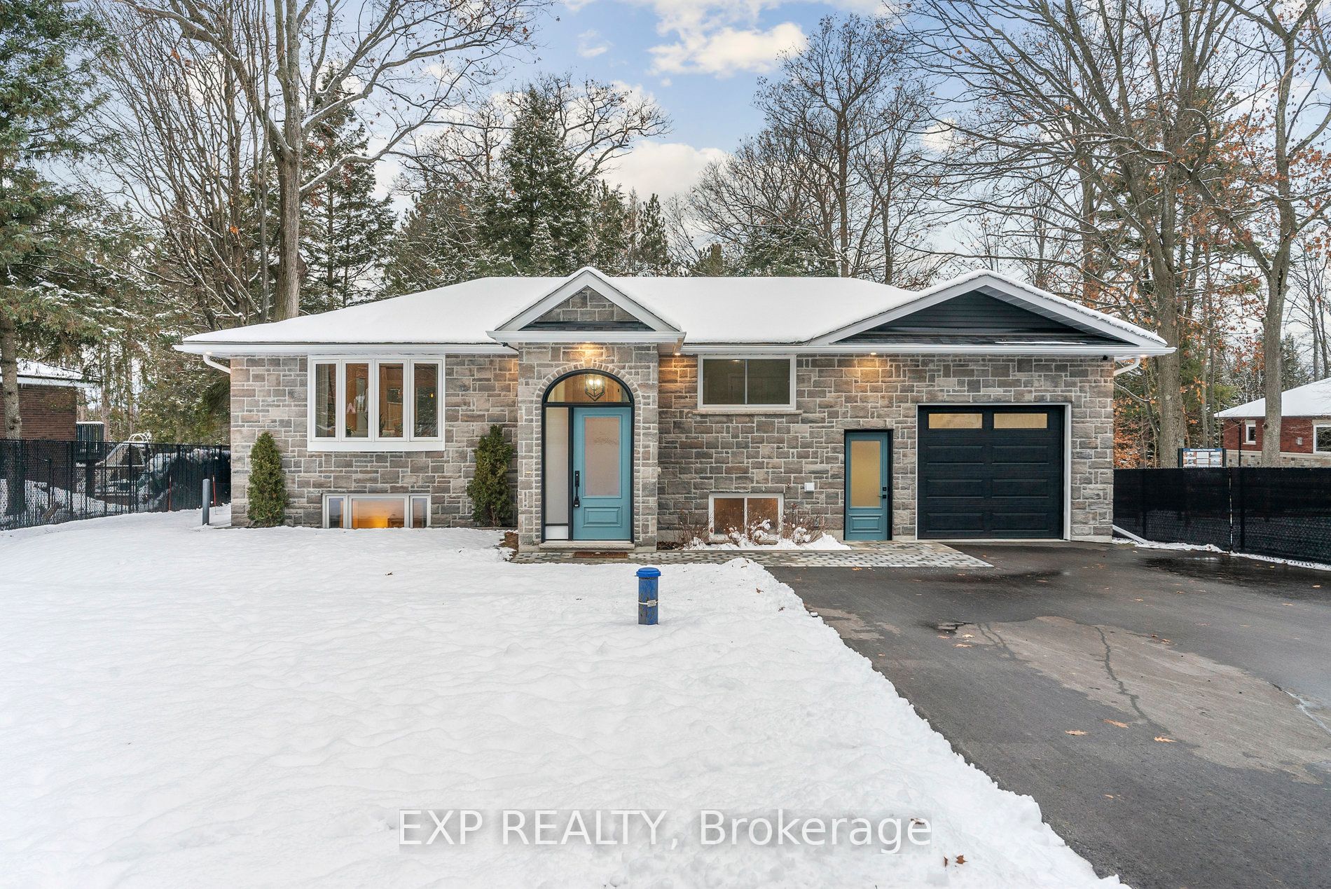 2386 South Orr Lake Road, Springwater, ON L0L 1P0
