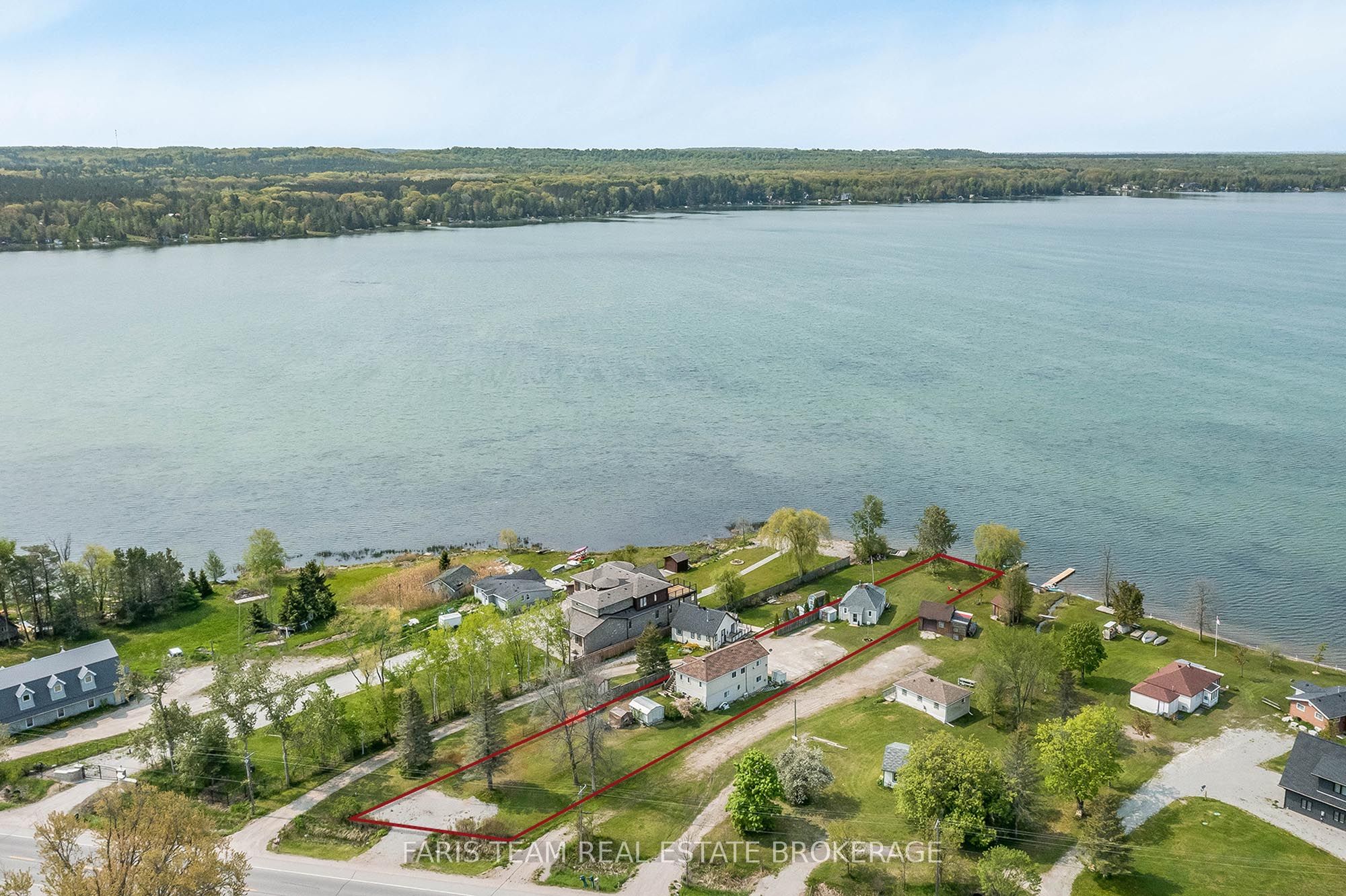 5632 Penetanguishene Road, Springwater, ON L0L 1P0 photo 2