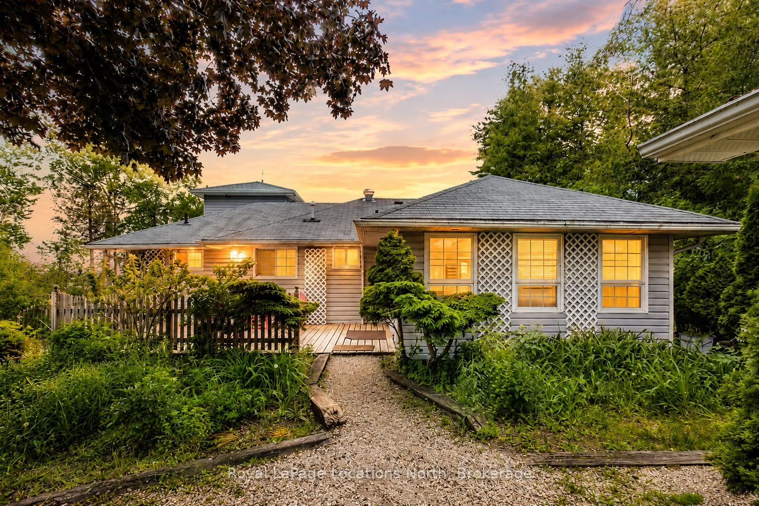 2222 Shore Lane, Wasaga Beach, ON L9Z 2X7 photo 3