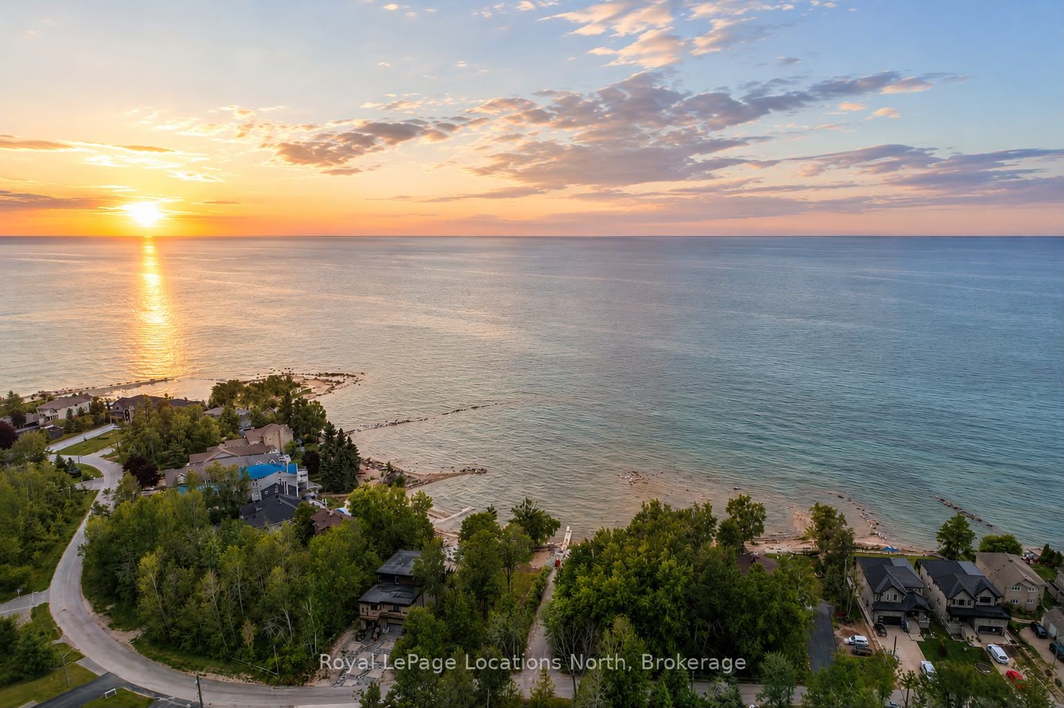2222 Shore Lane, Wasaga Beach, ON L9Z 2X7 photo 5