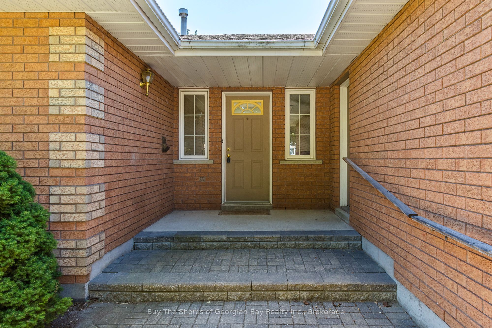 208 Margaret Street, Midland, ON L4R 4Y1 photo 4