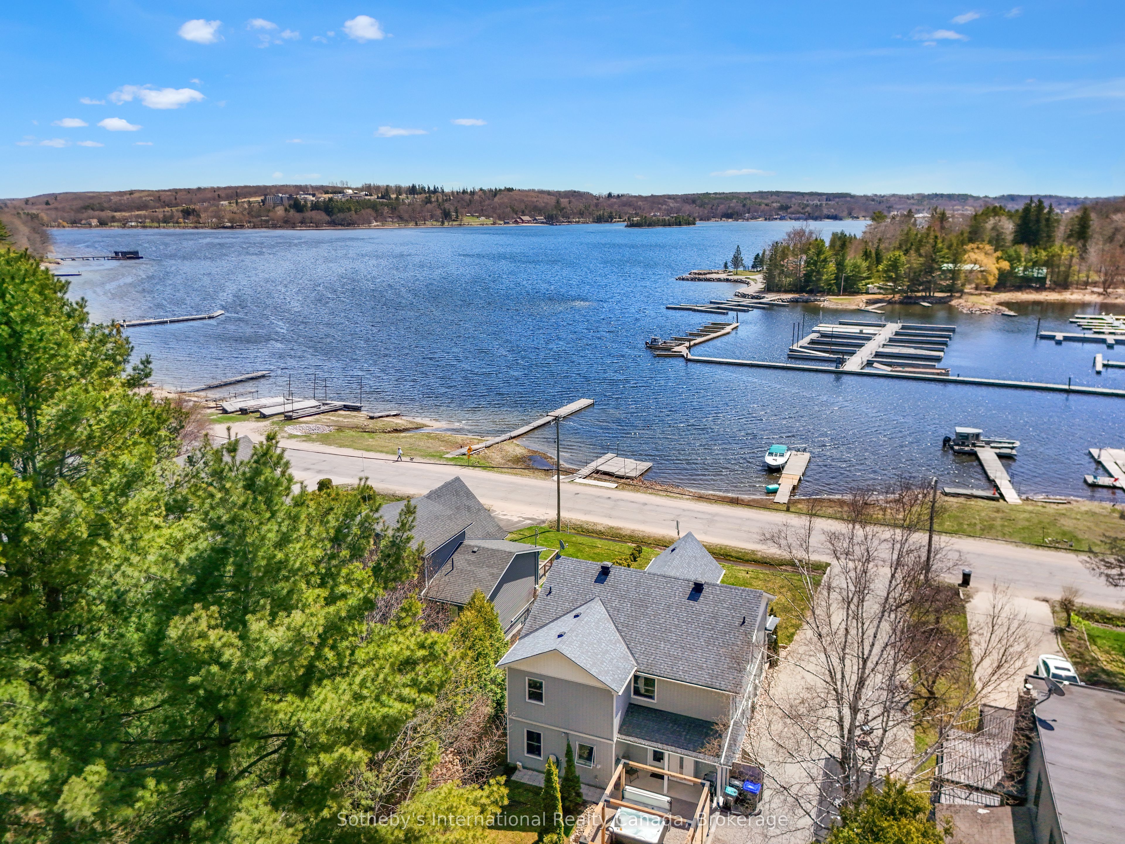 604 CHAMPLAIN Road, Tiny, ON L9M 0C2 photo 3