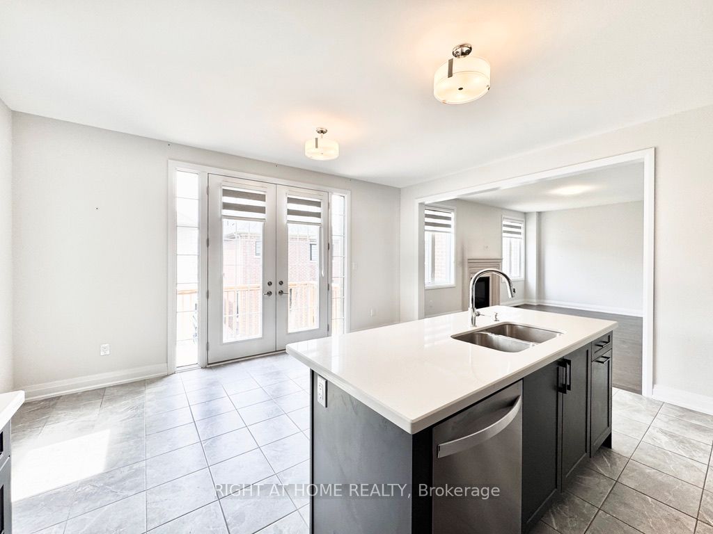 6 Sweet Cicely Street Upper, Springwater, ON L9X 2E2 photo 4