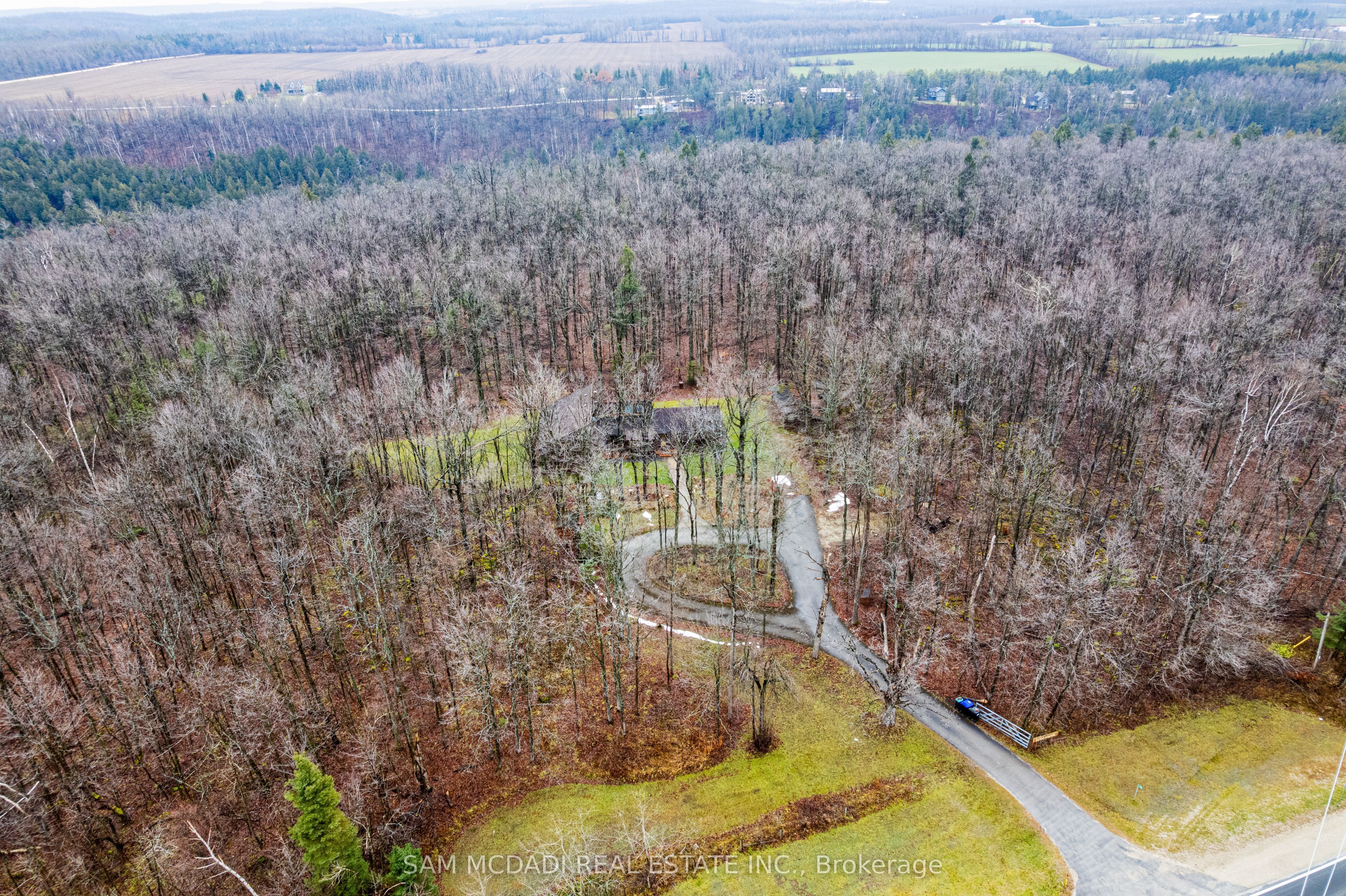 1415 County Rd 124, Clearview, ON L0M 1H0
