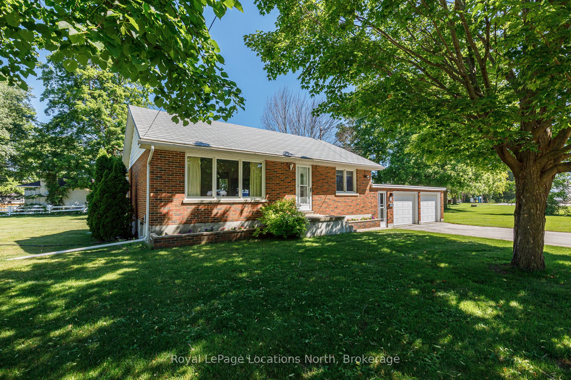 2 Buist Street, Clearview, ON L0M 1P0