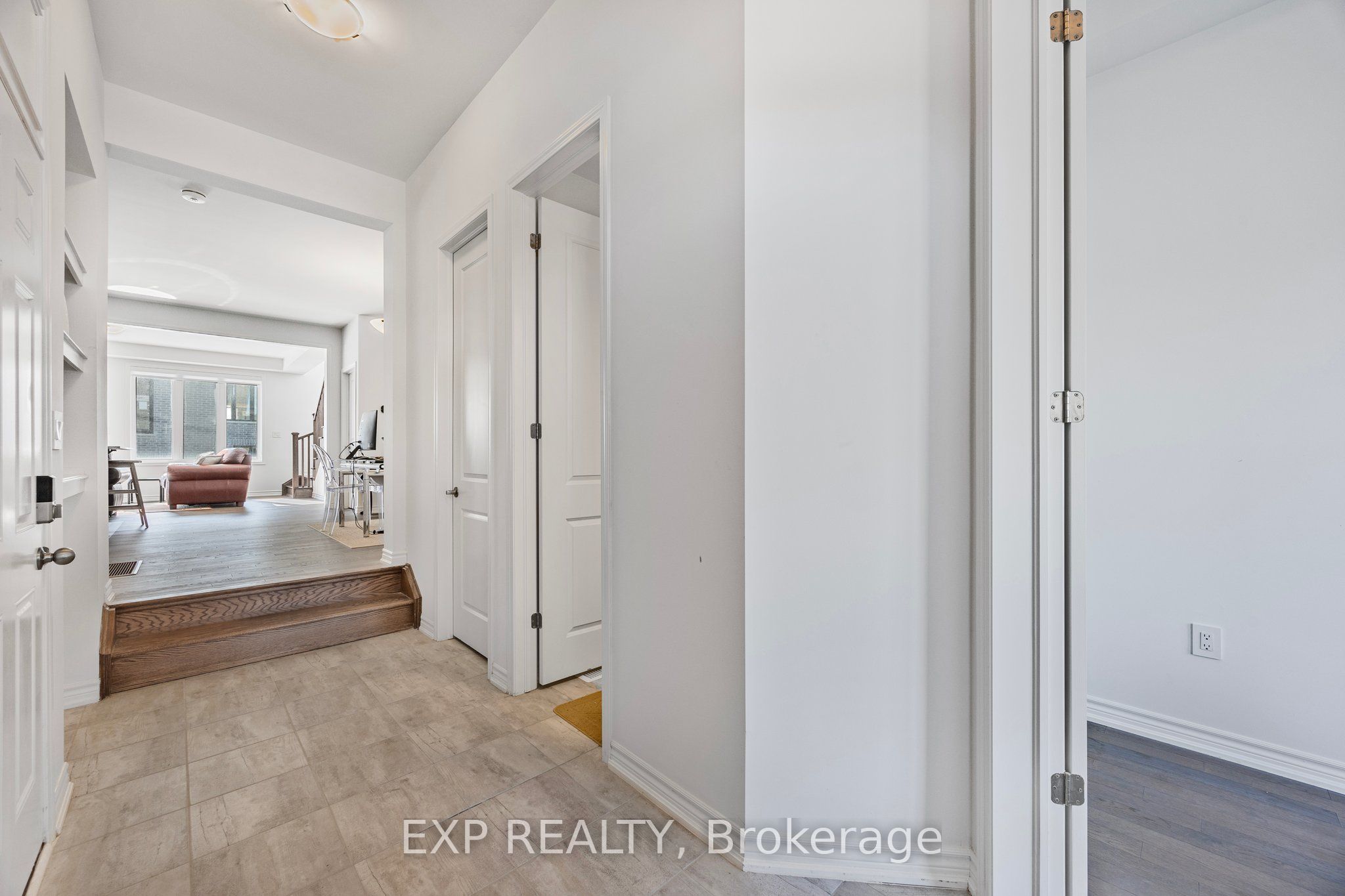 53 Mcbride Trail, Barrie, ON L9J 0P9 photo 3