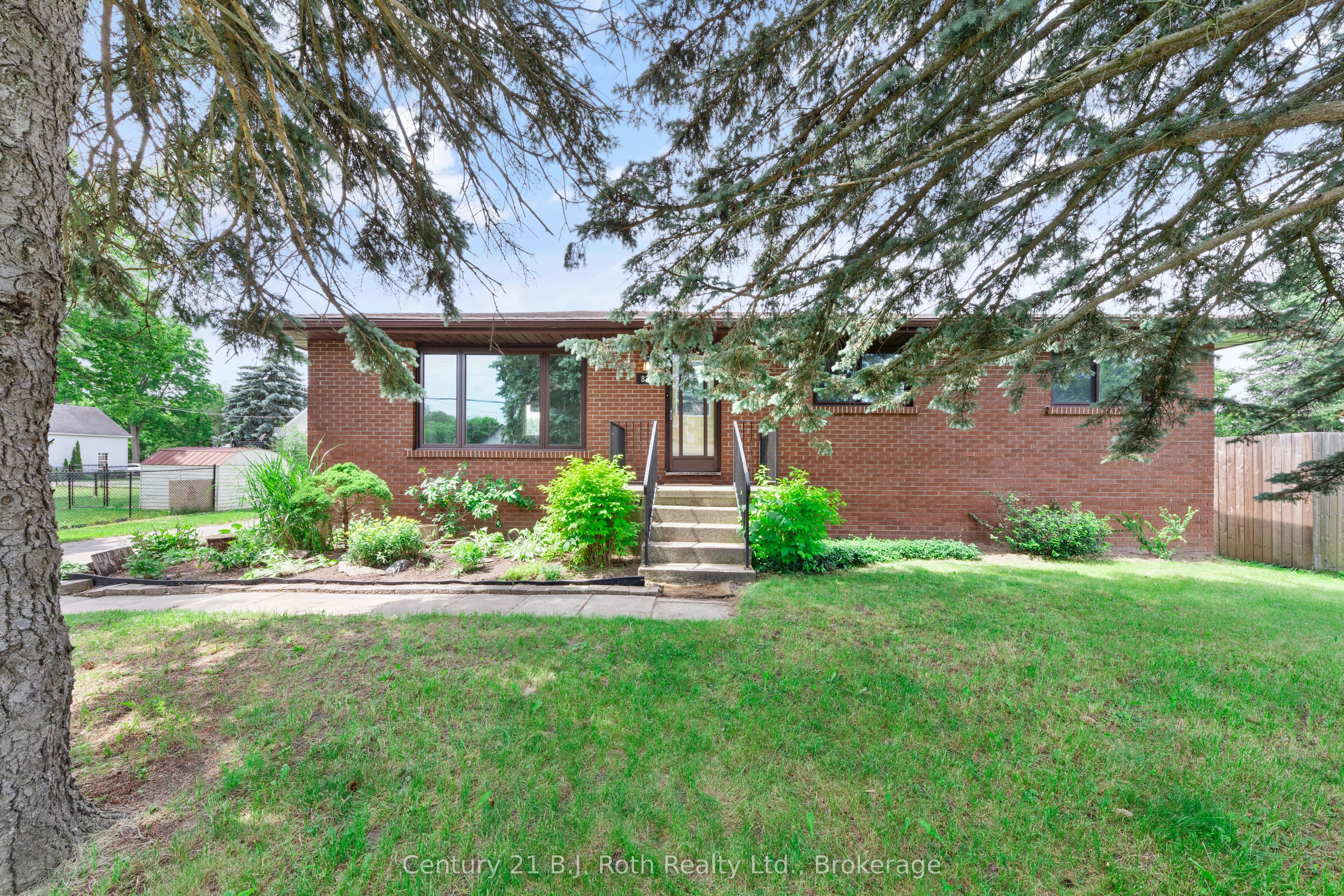 8240 93 Highway, Tiny, ON L0K 2E1 photo 2