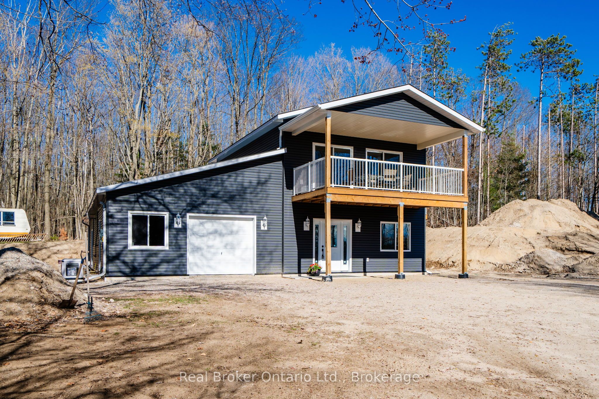 90 14 Concession E, Tiny, ON L9M 2H7