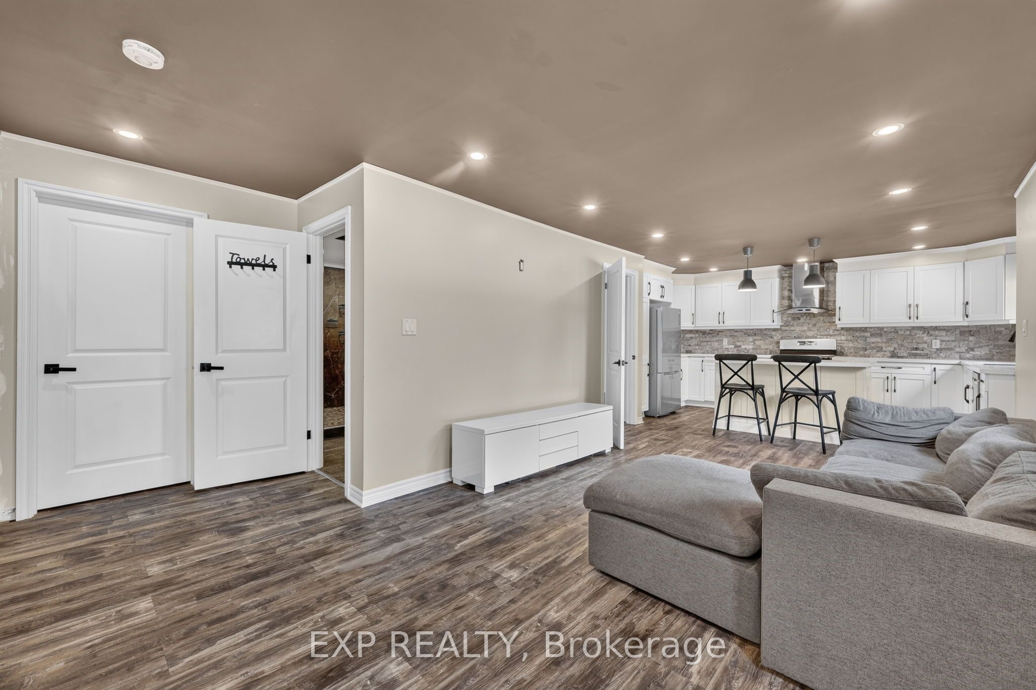 3391 Beachview Avenue, Severn, ON L0K 1G0 photo 3