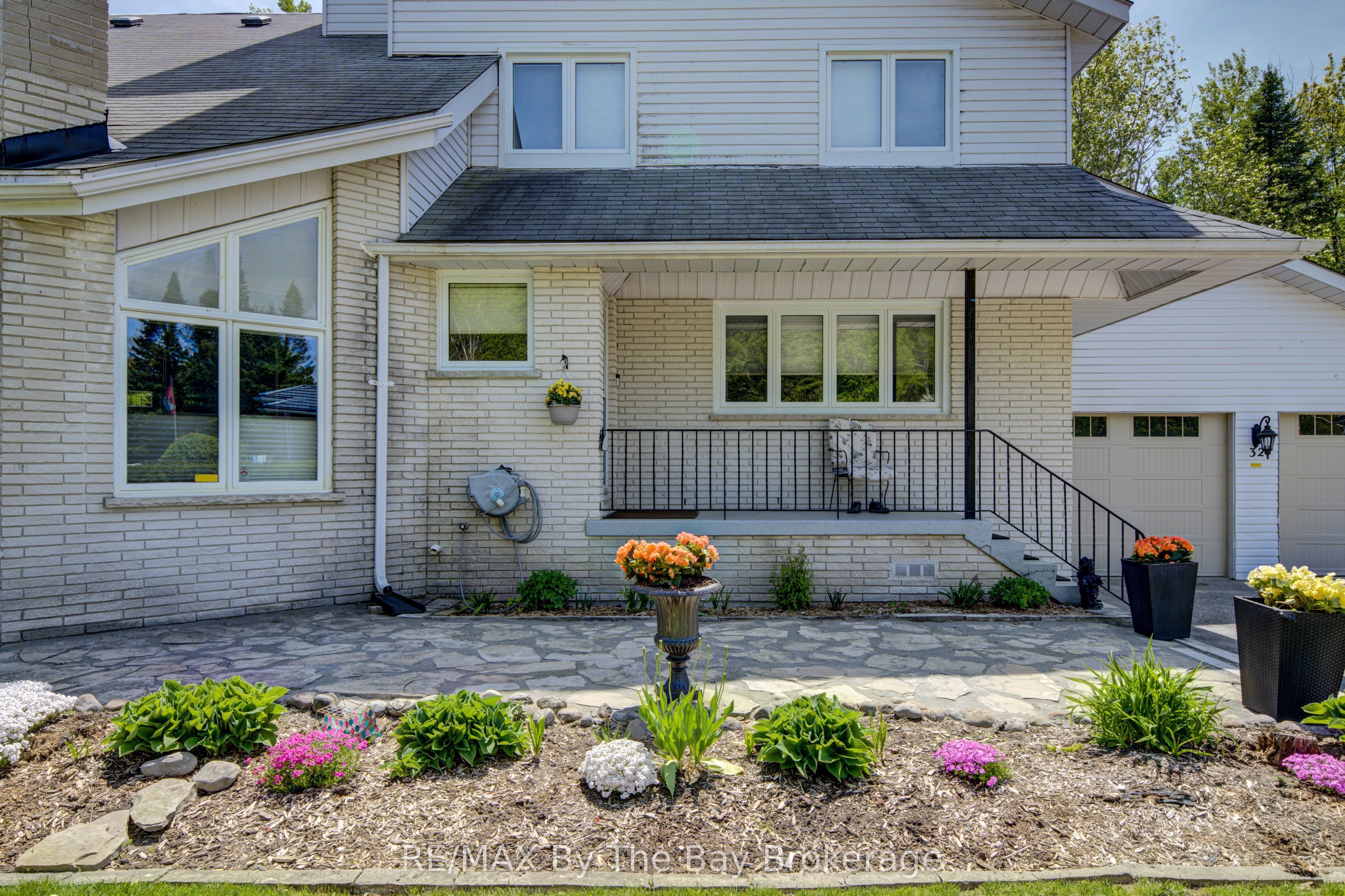 32 Bridlewood Crescent, Wasaga Beach, ON L9Z 1B4 photo 5