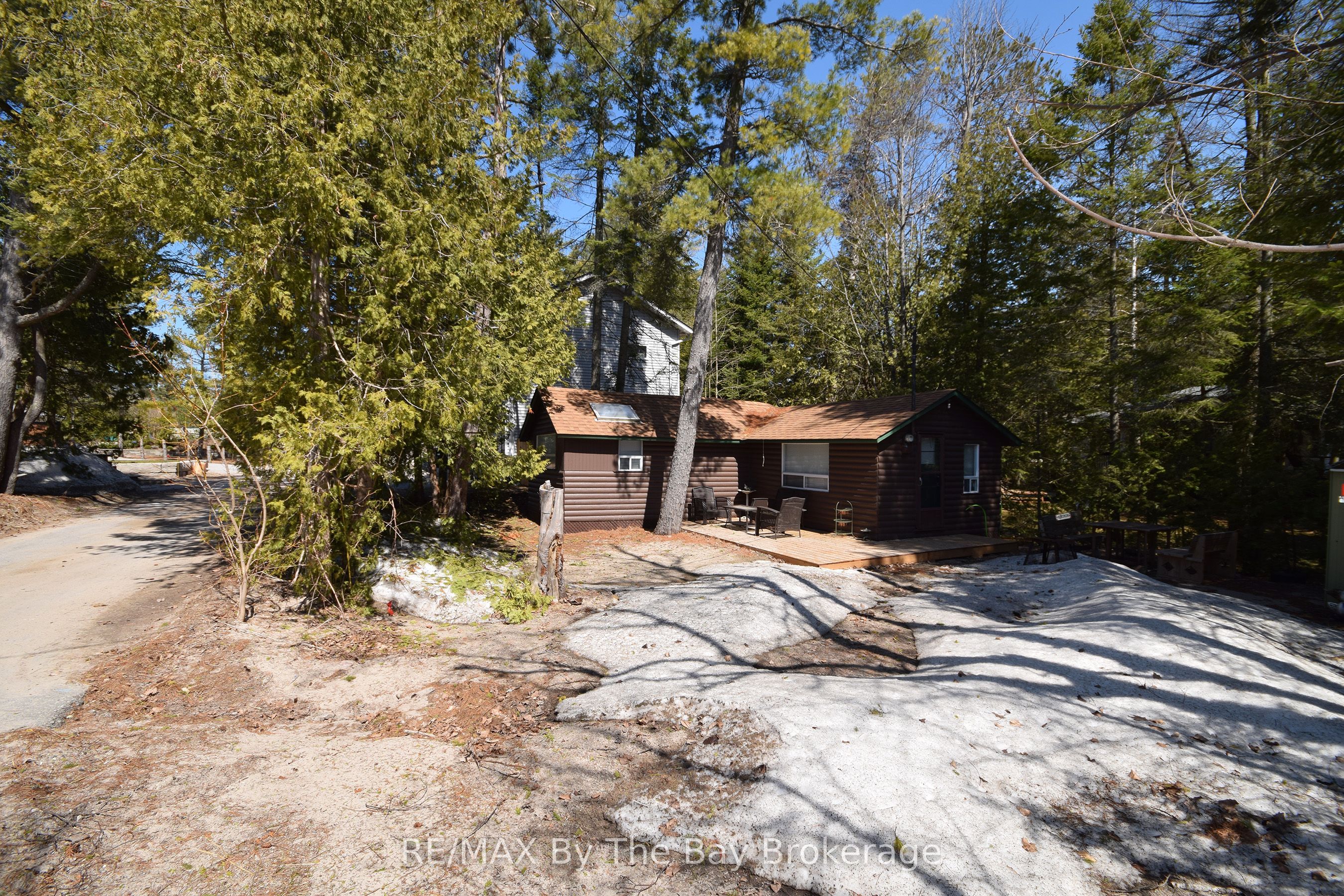 465 Bluewater Lane, Wasaga Beach, ON L9Z 2P4 photo 4