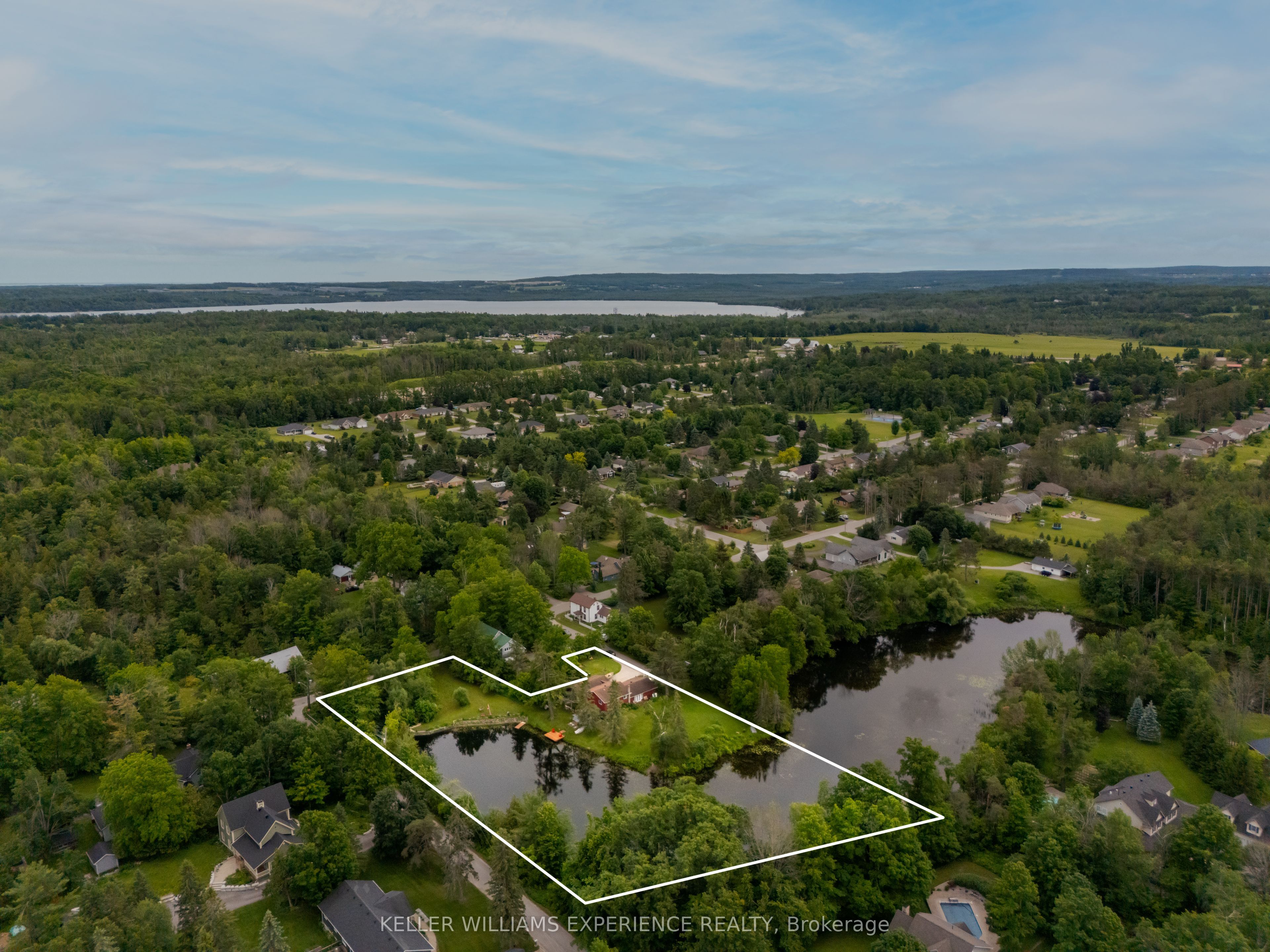 3741 Cedar Rapids Drive, Severn, ON L3V 6H2 photo 3